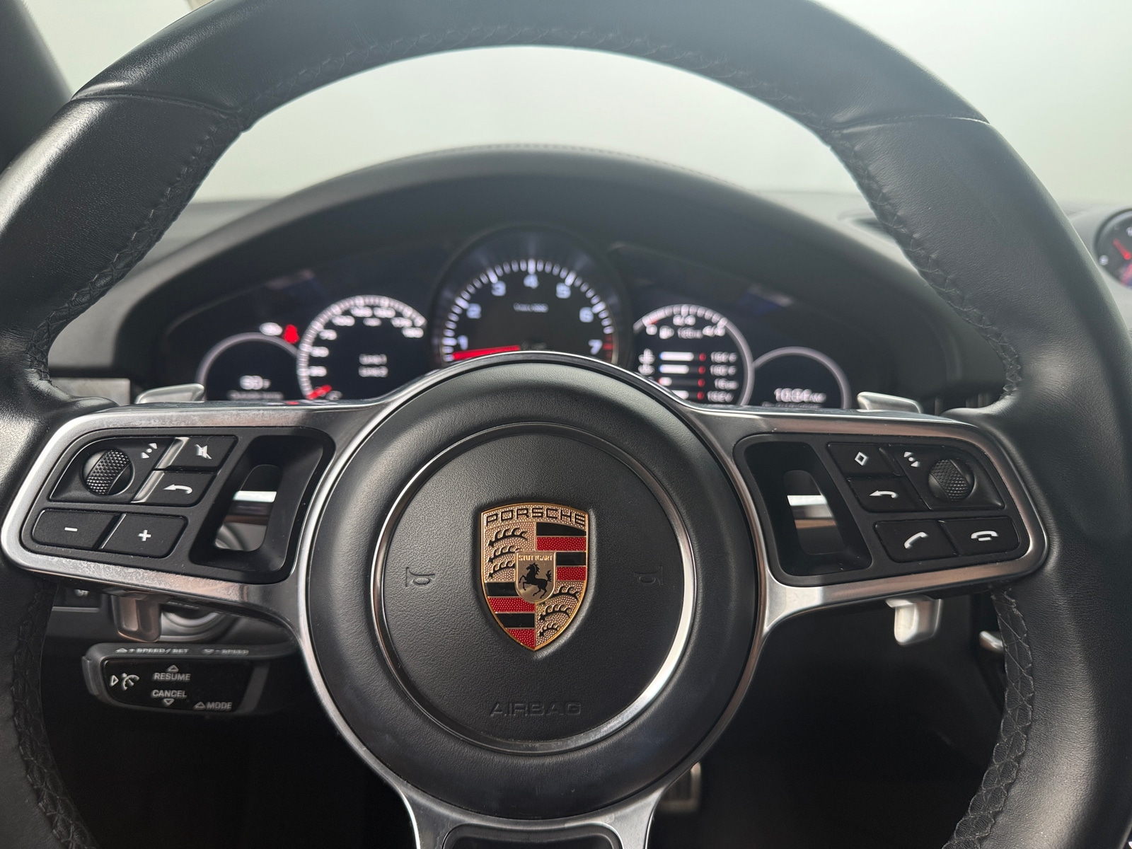 Thumbnail: 2019 Porsche Cayenne - 4