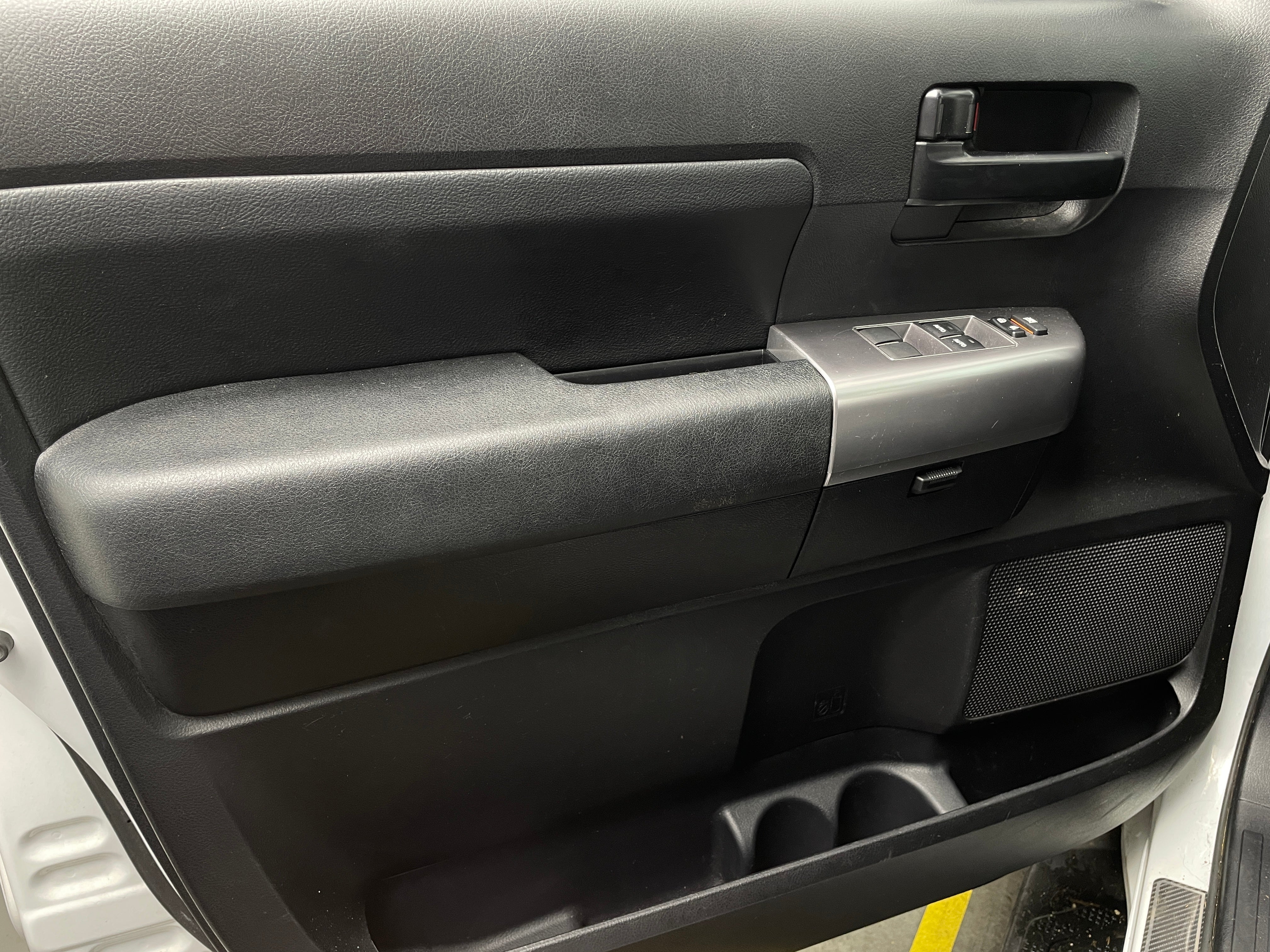 2020 Toyota Sequoia