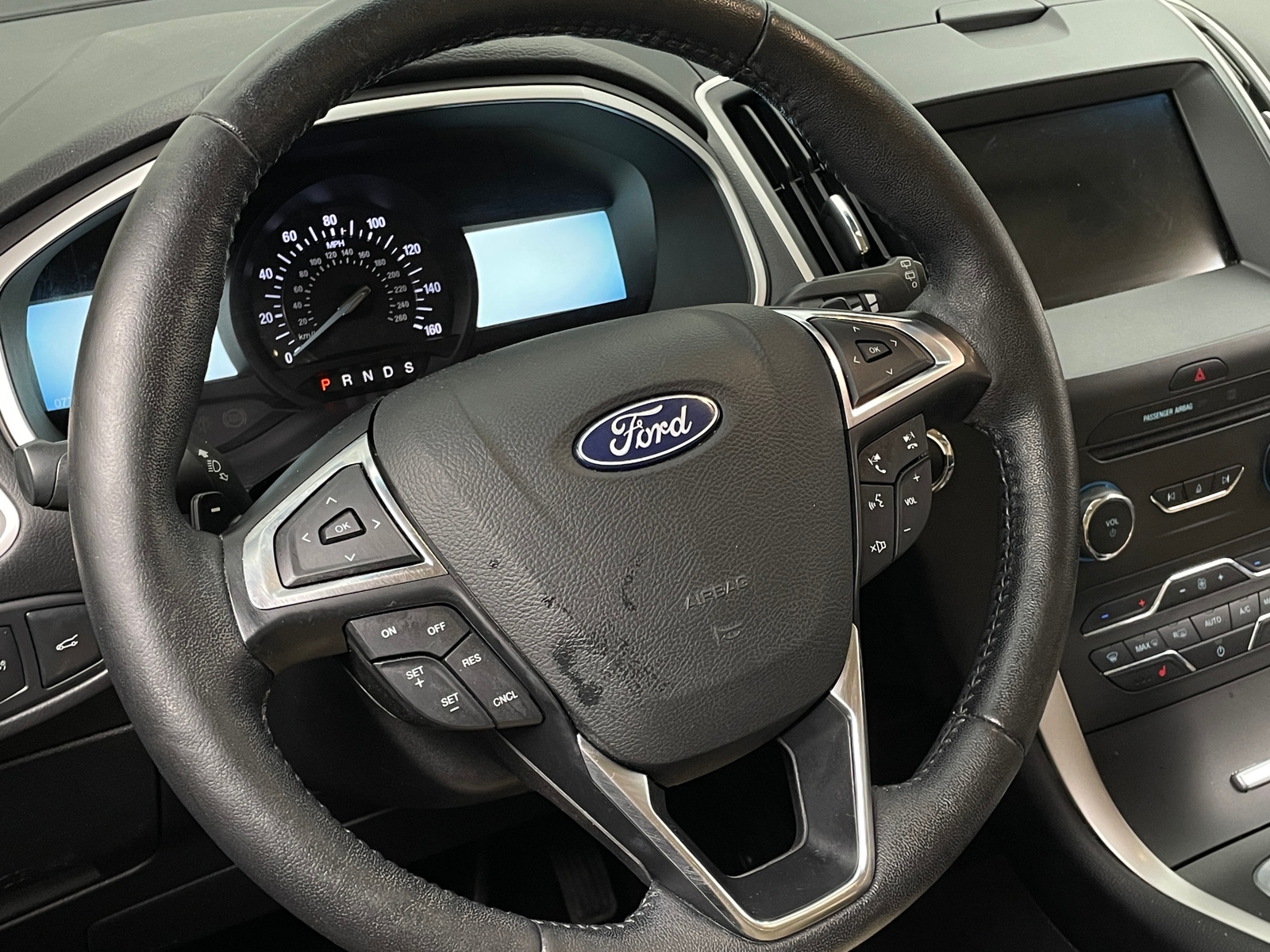 Thumbnail: 2018 Ford Edge - 4