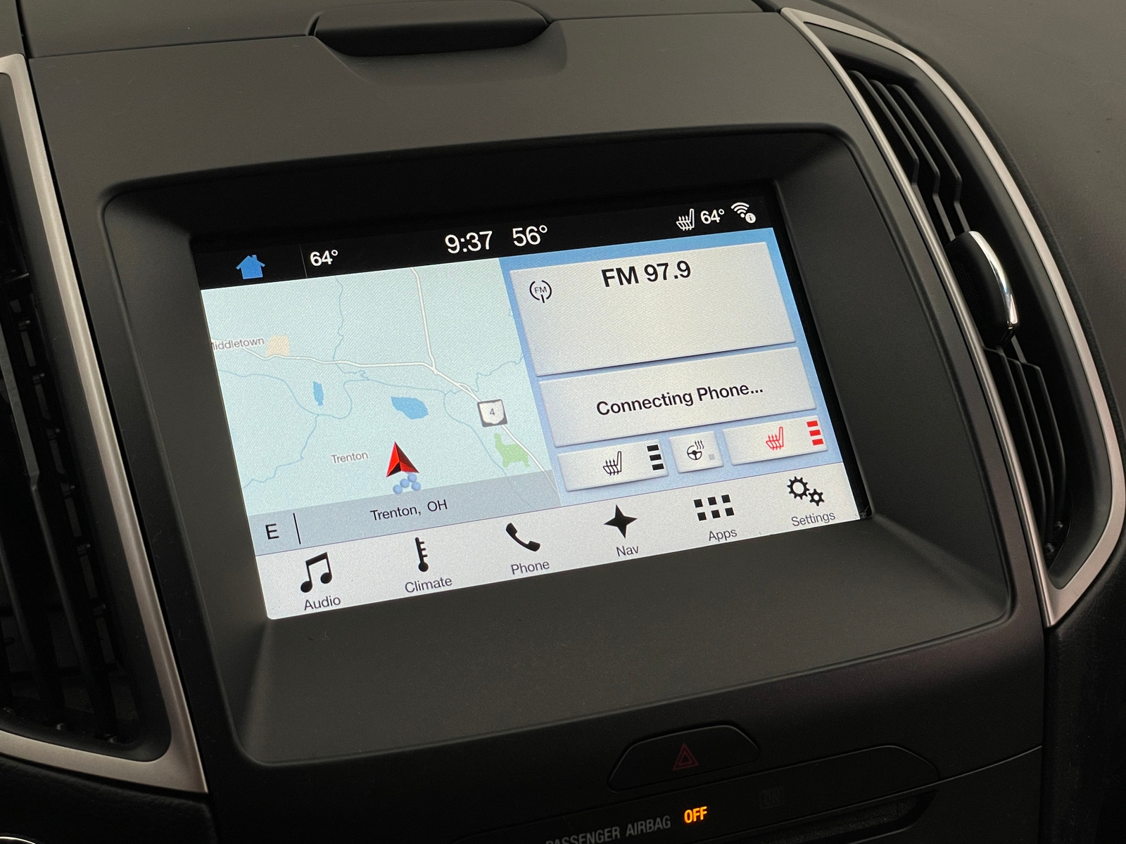 Thumbnail: 2018 Ford Edge - 3