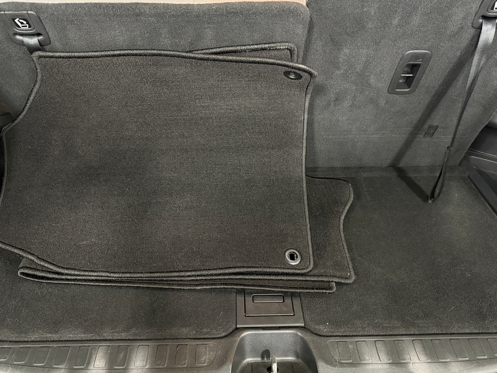 Thumbnail: 2017 Honda Pilot - 6