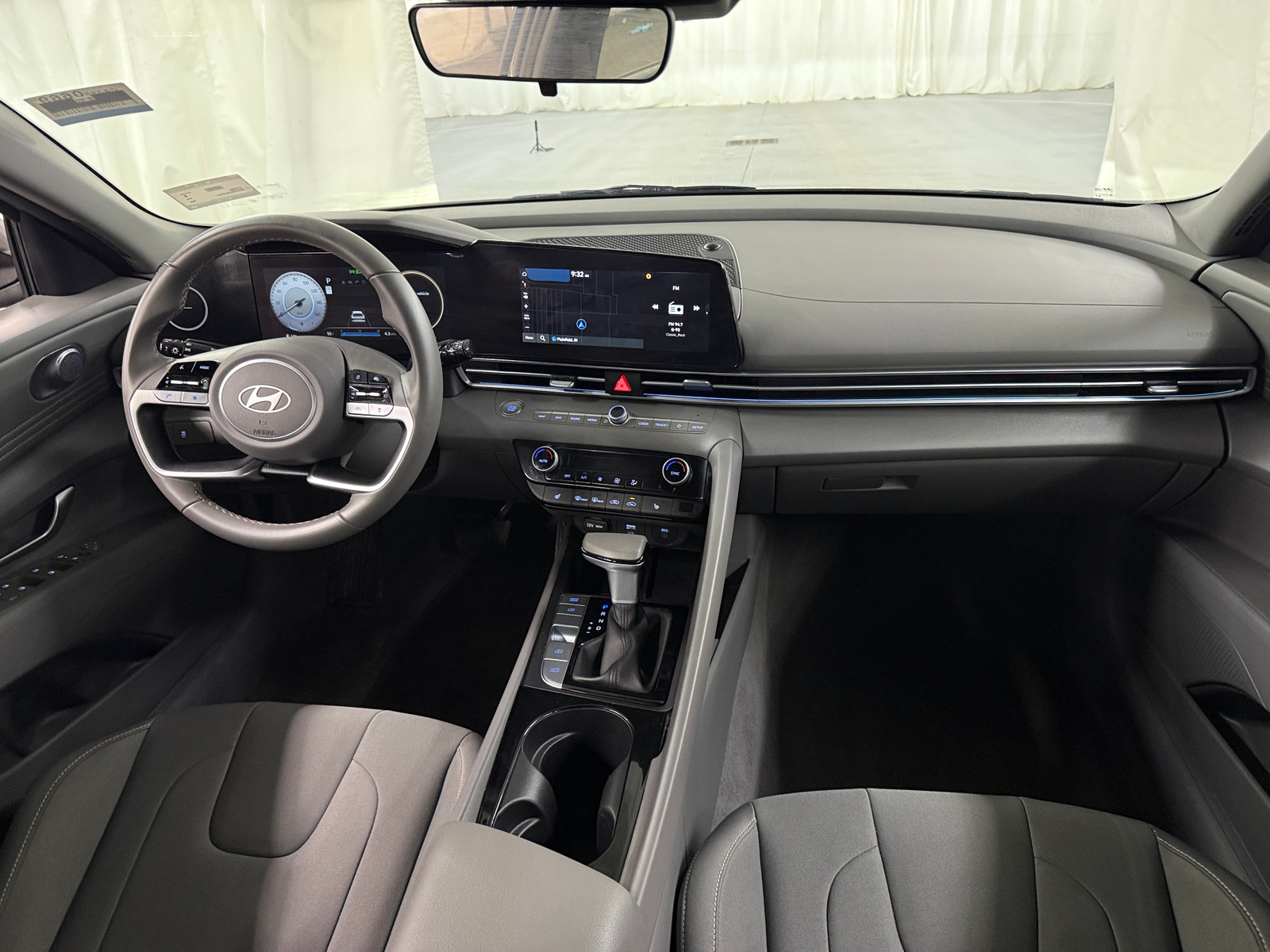 Thumbnail: 2025 Hyundai Elantra - 3