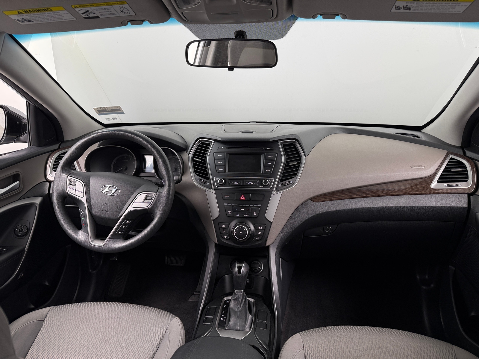 Thumbnail: 2017 Hyundai Santa Fe - 3