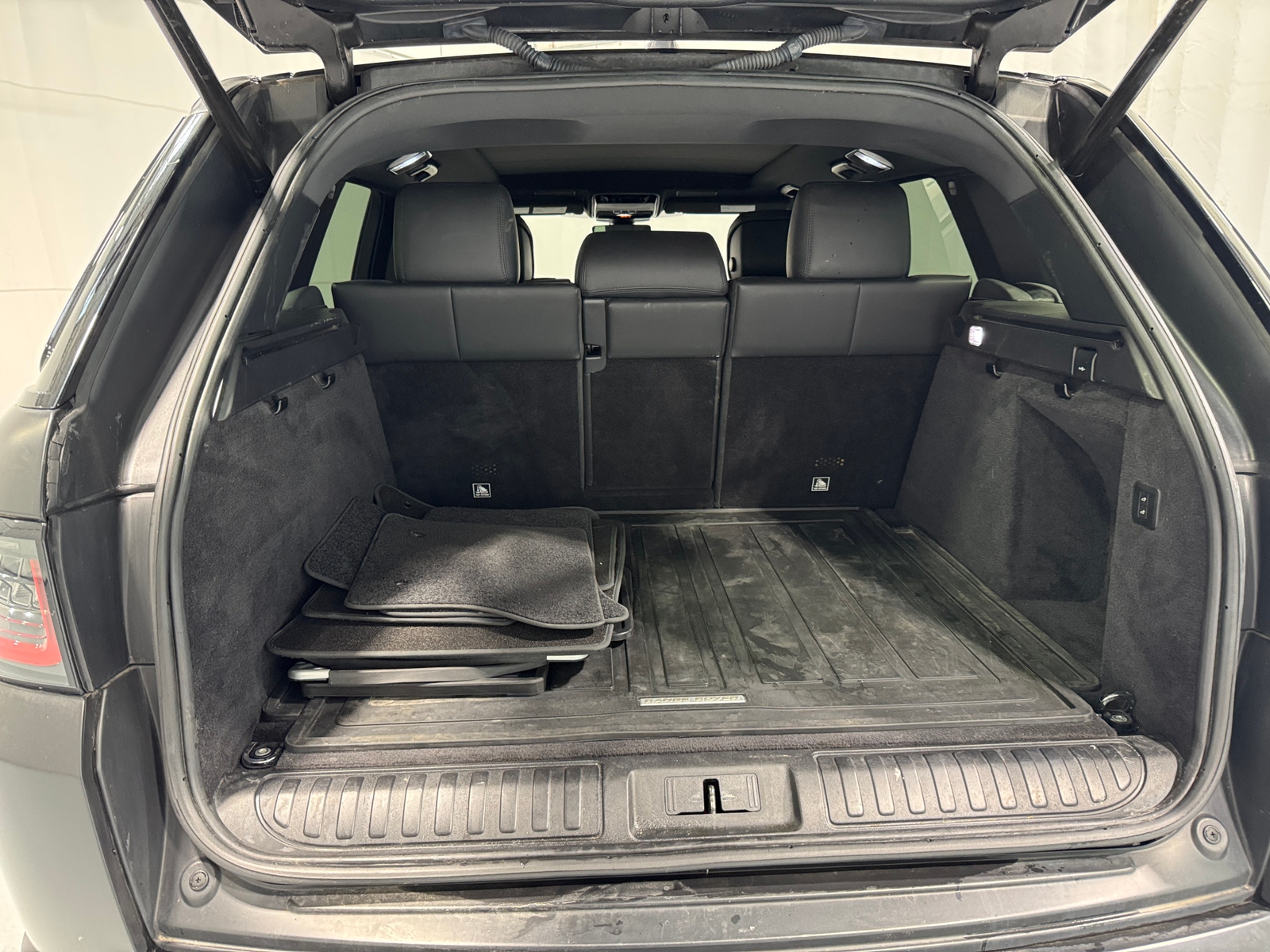 Thumbnail: 2019 Land Rover Range Rover Sport - 6