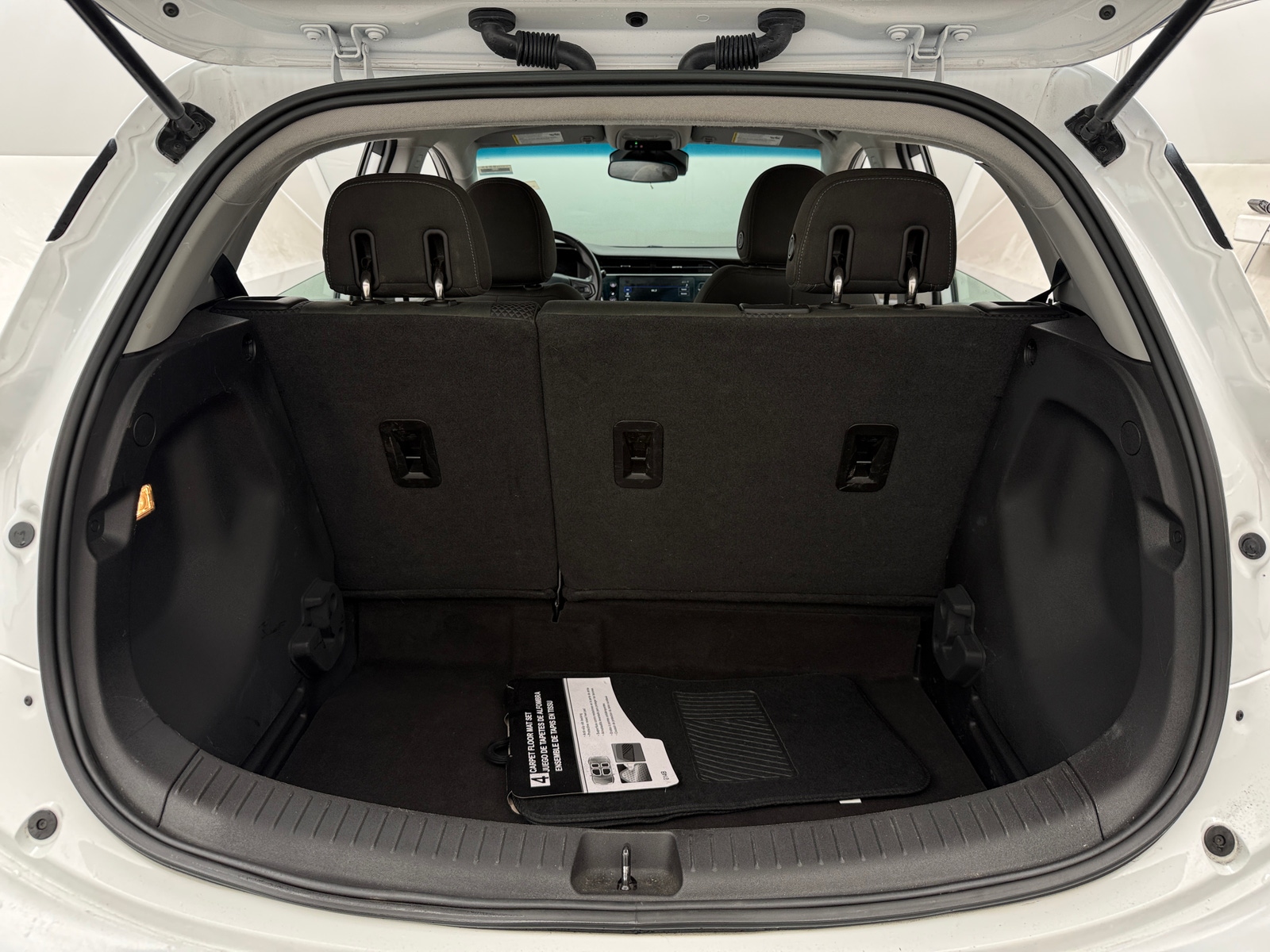 Thumbnail: 2023 Chevrolet Bolt EV - 7