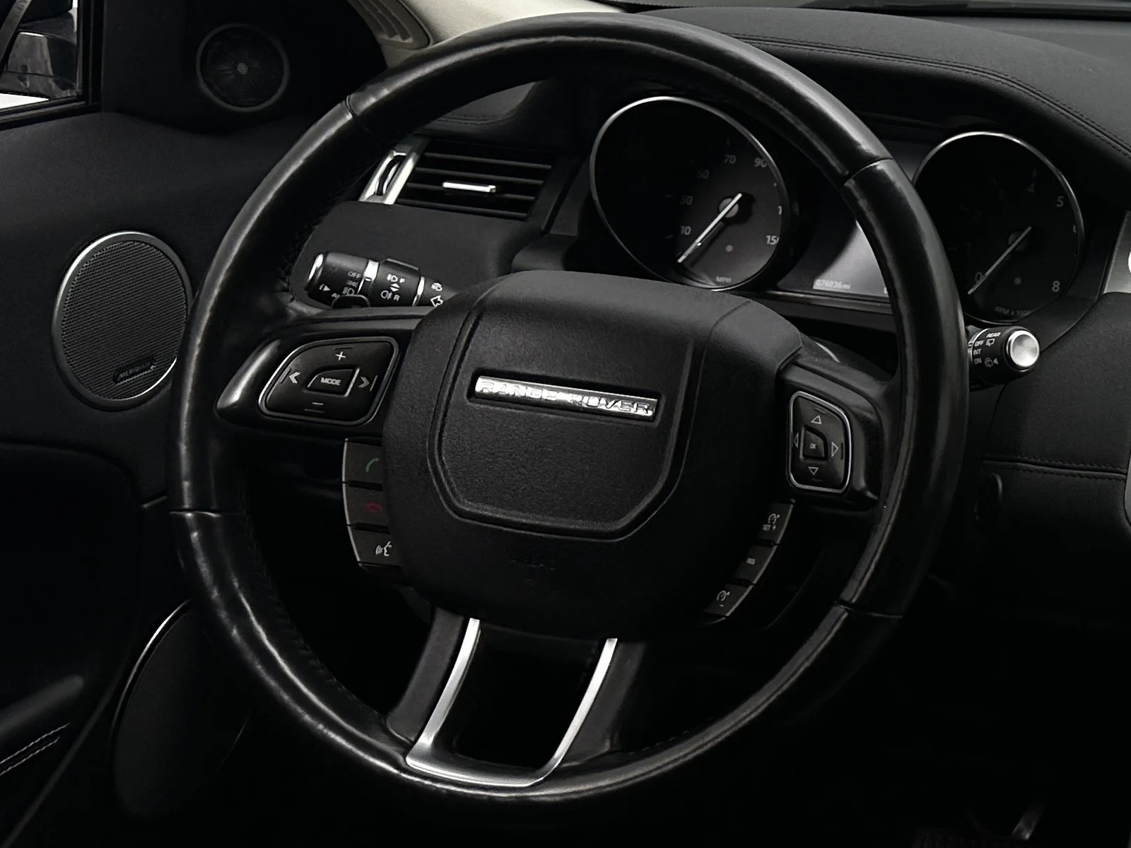 Thumbnail: 2017 Land Rover Range Rover Evoque - 4