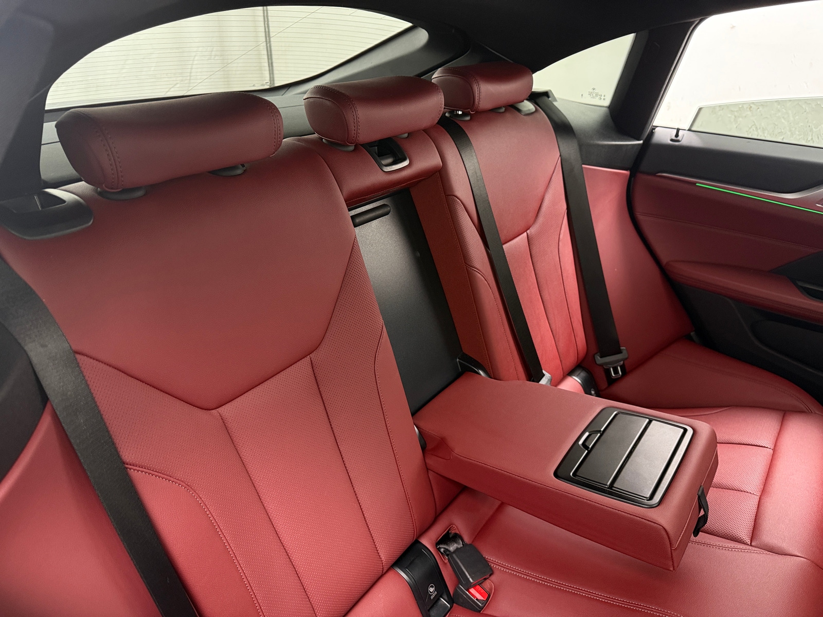 Thumbnail: 2023 BMW i4 - 5