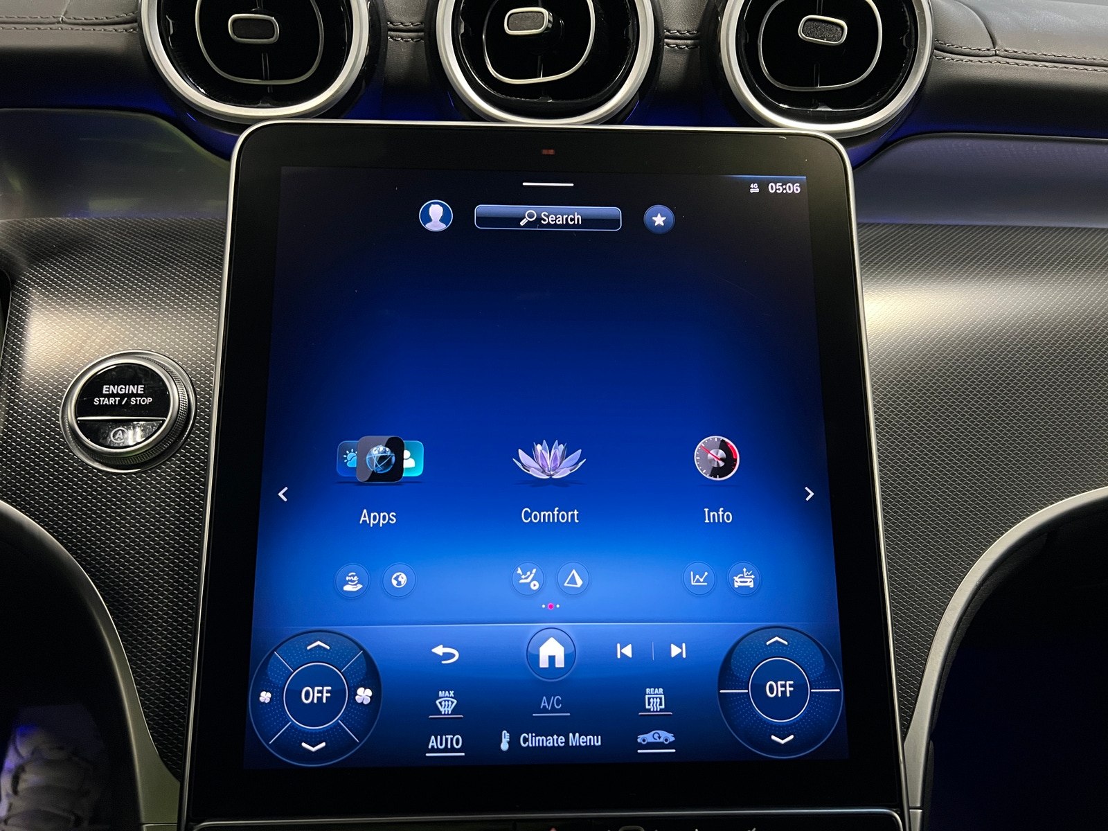 Thumbnail: 2024 Mercedes-Benz GLC - 3