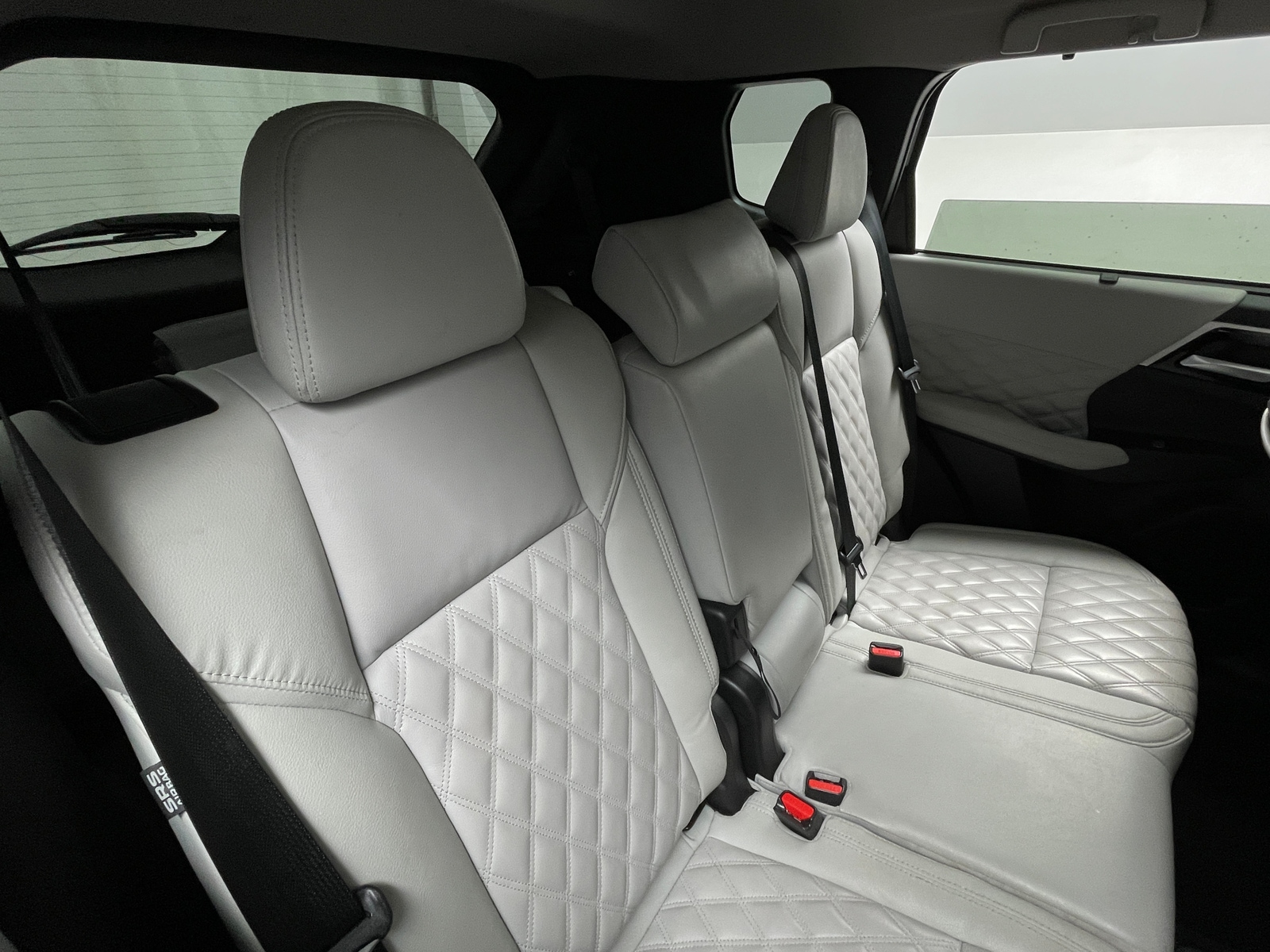 Thumbnail: 2023 Mitsubishi Outlander - 5