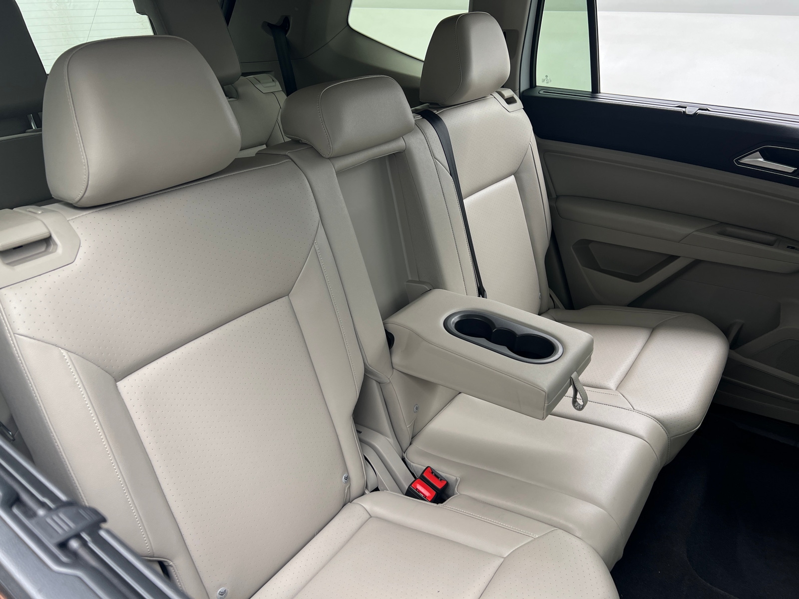 Thumbnail: 2018 Volkswagen Atlas - 5