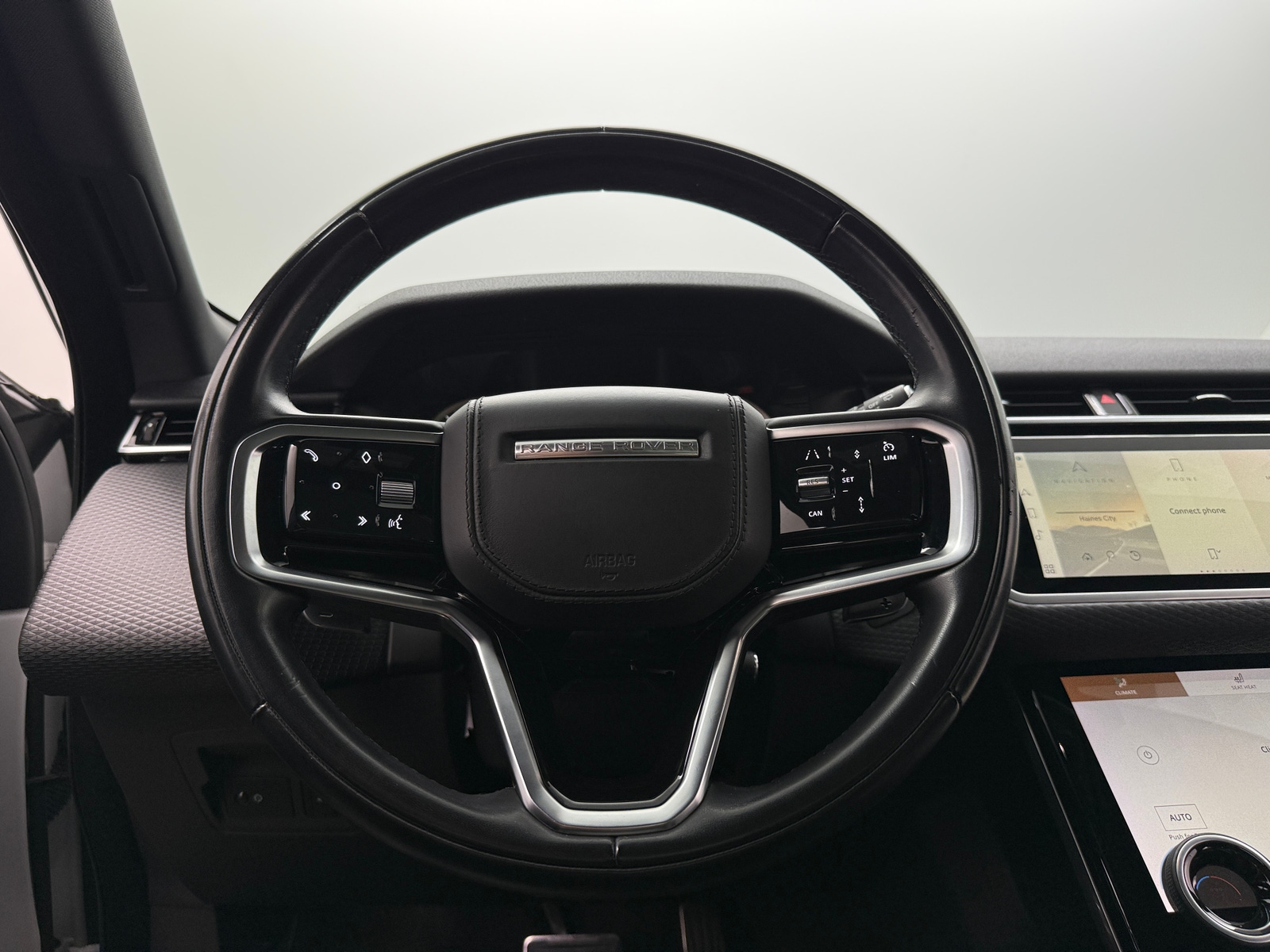 Thumbnail: 2023 Land Rover Range Rover Velar - 4