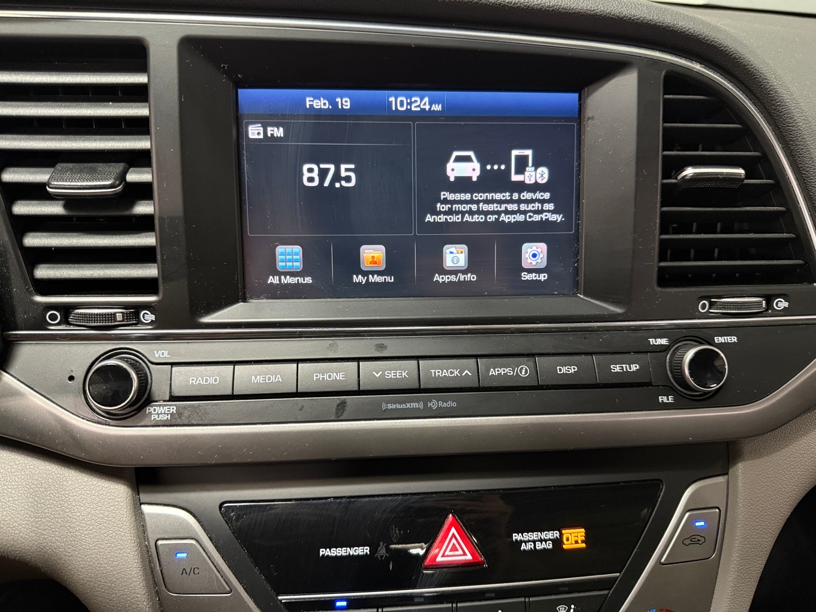 Thumbnail: 2018 Hyundai Elantra - 4