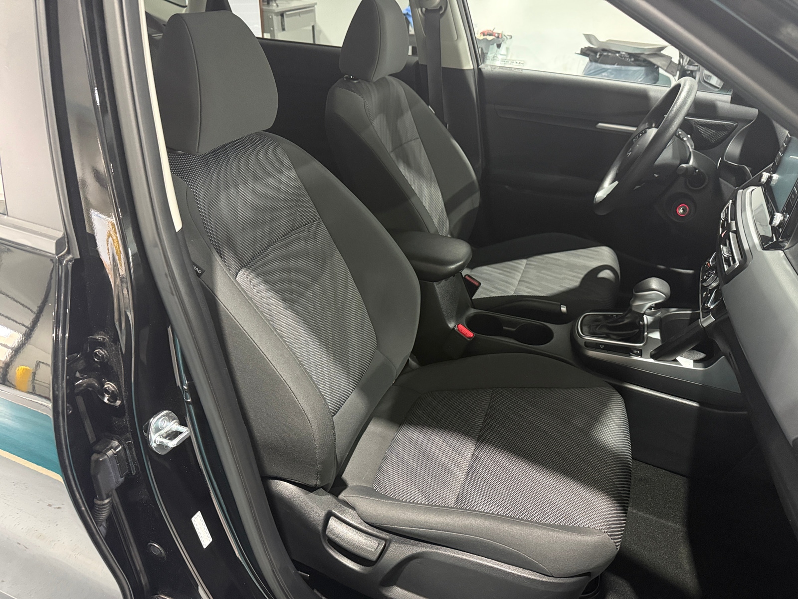 Thumbnail: 2023 Kia Seltos - 2