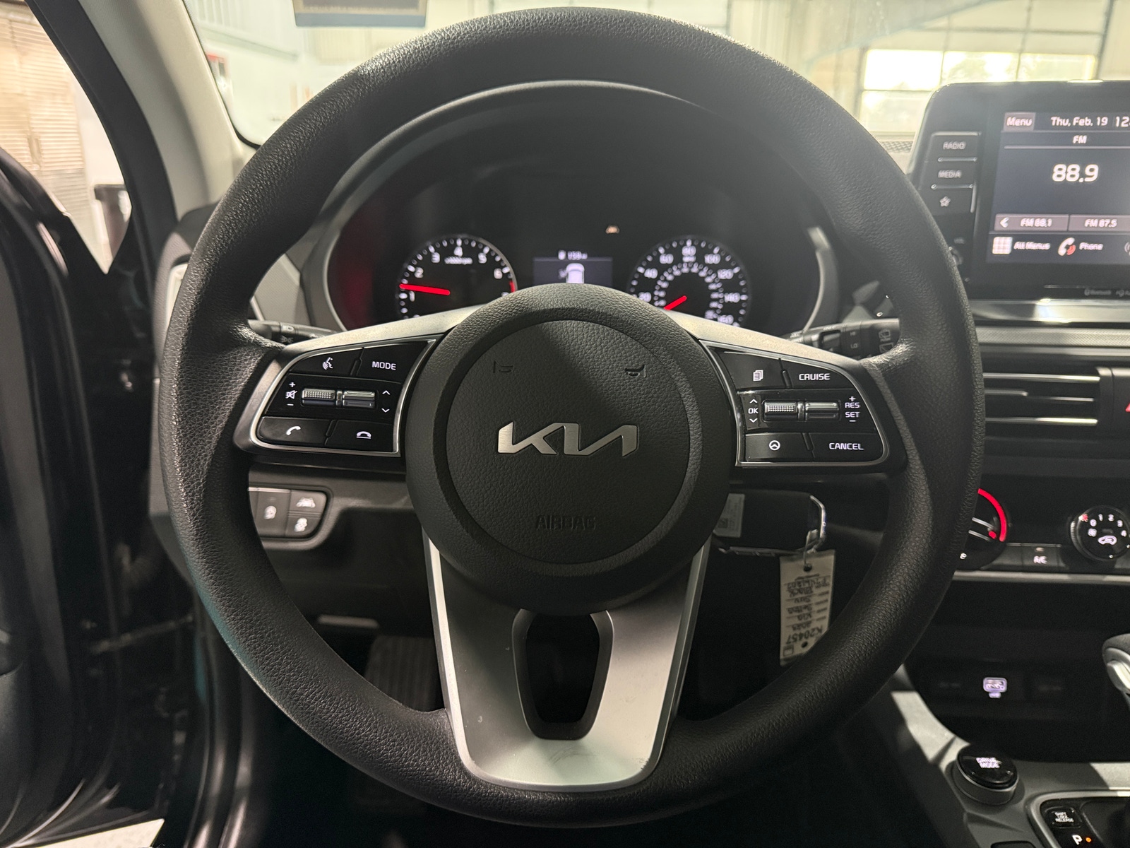 Thumbnail: 2023 Kia Seltos - 5