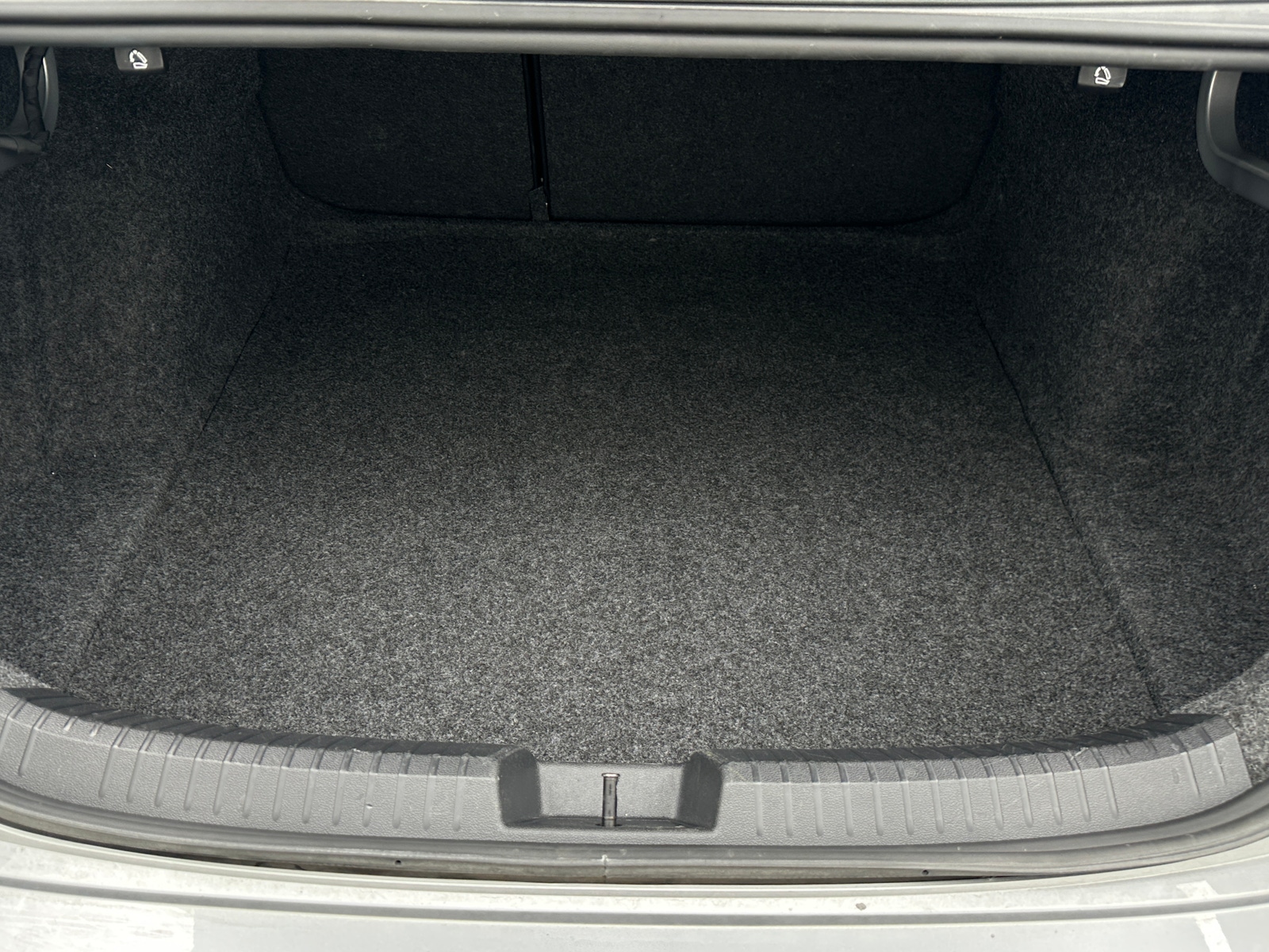 Thumbnail: 2024 Volkswagen Jetta - 7