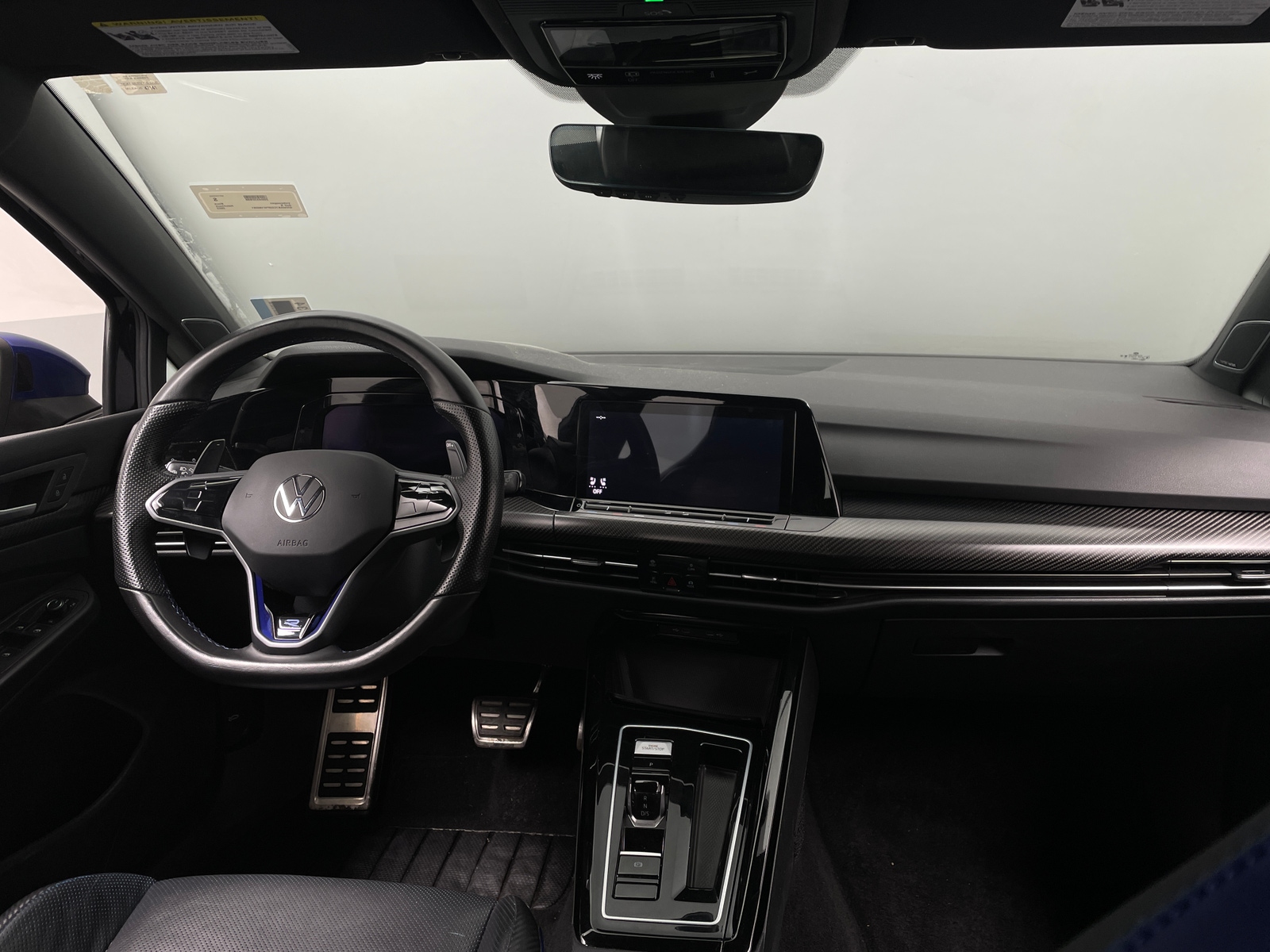 Thumbnail: 2023 Volkswagen Golf - 2