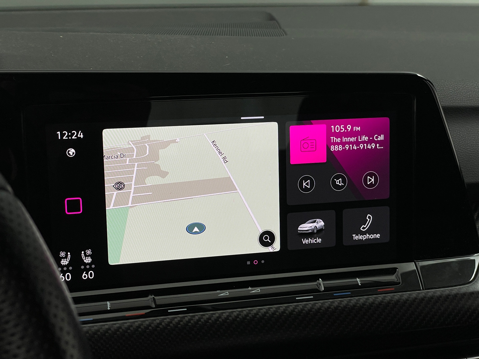 Thumbnail: 2023 Volkswagen Golf - 3