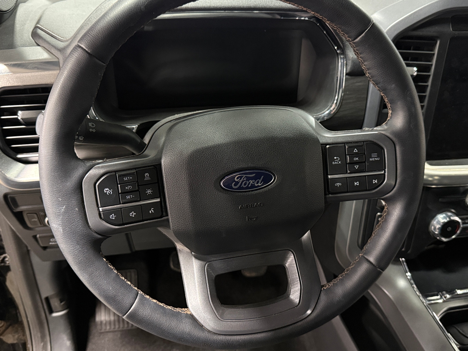 Thumbnail: 2025 Ford Econoline - 4