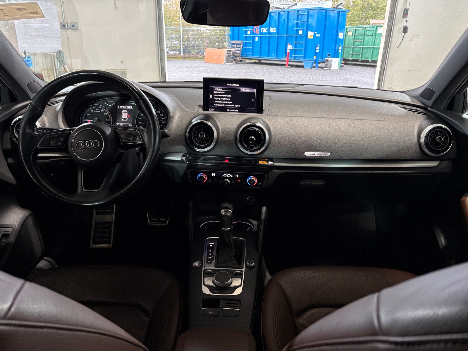 Thumbnail: 2017 Audi A3 e-tron - 2