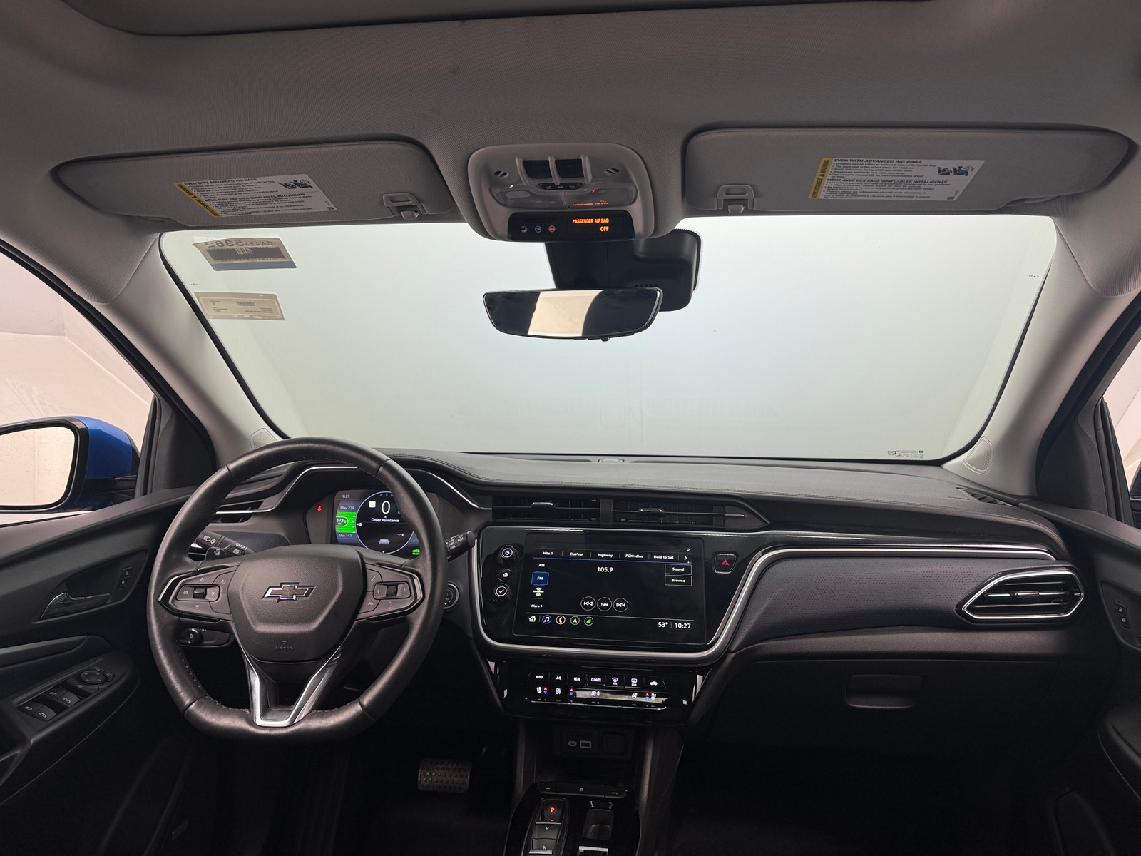 Thumbnail: 2023 Chevrolet Bolt EUV - 2