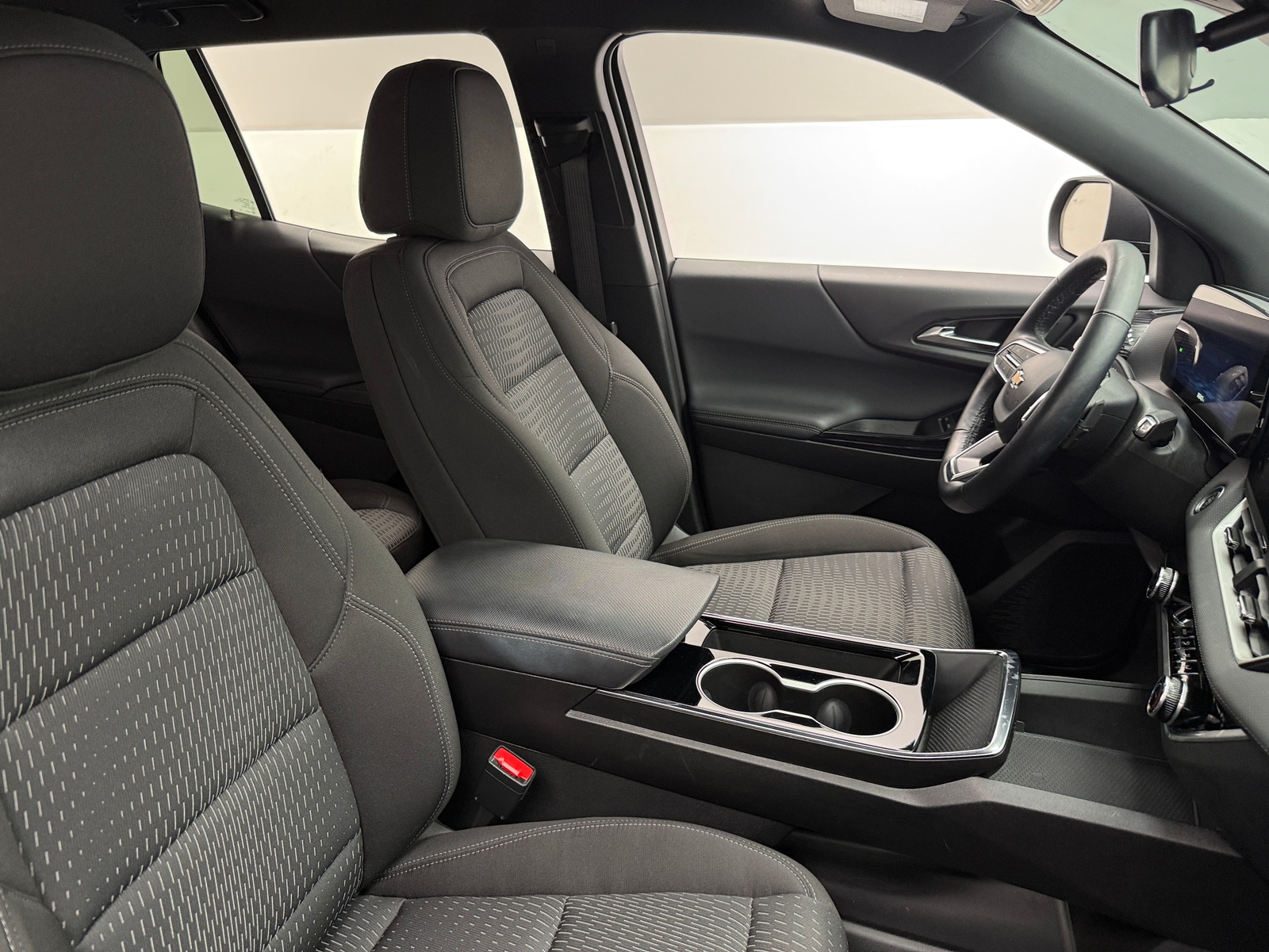 Thumbnail: 2025 Chevrolet Equinox - 2