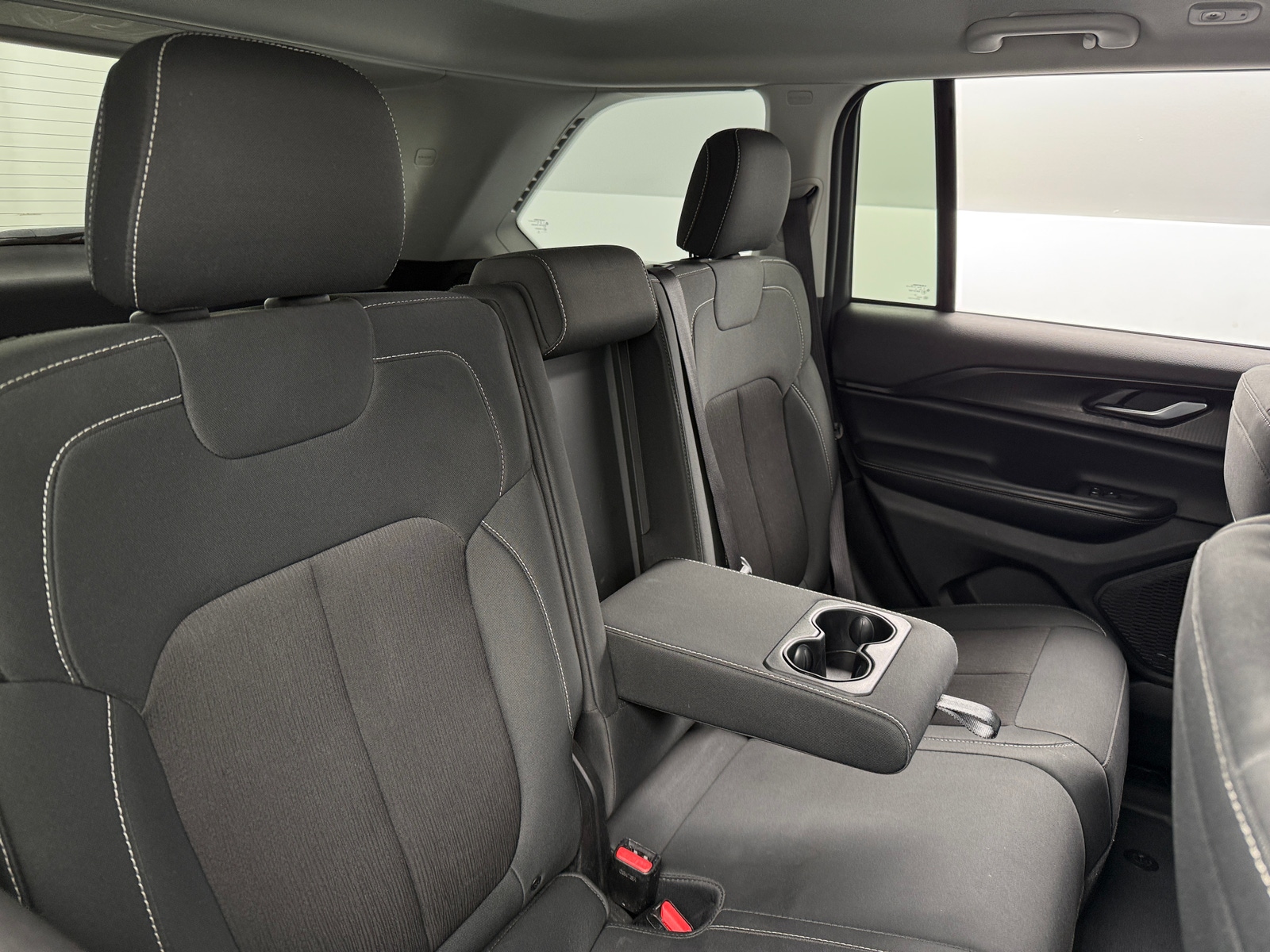 Thumbnail: 2023 Jeep Grand Cherokee - 6