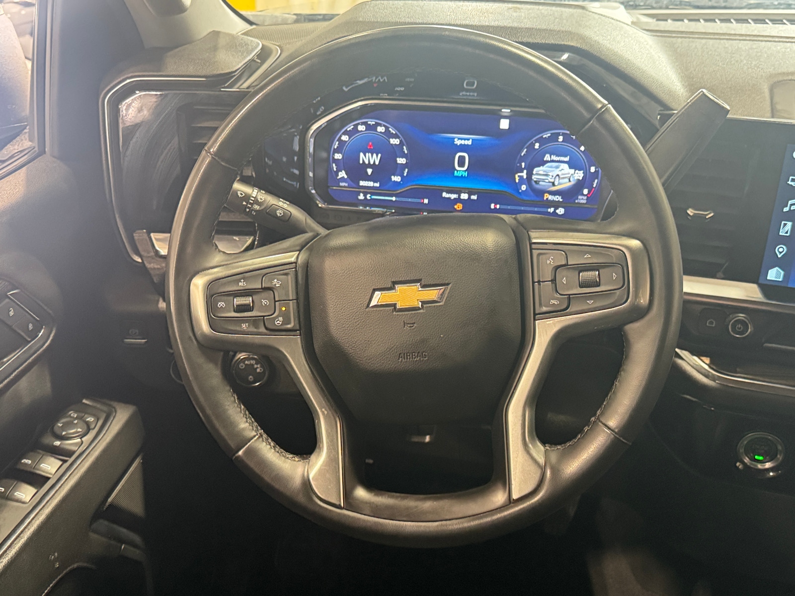 Thumbnail: 2023 Chevrolet Silverado 1500 - 5