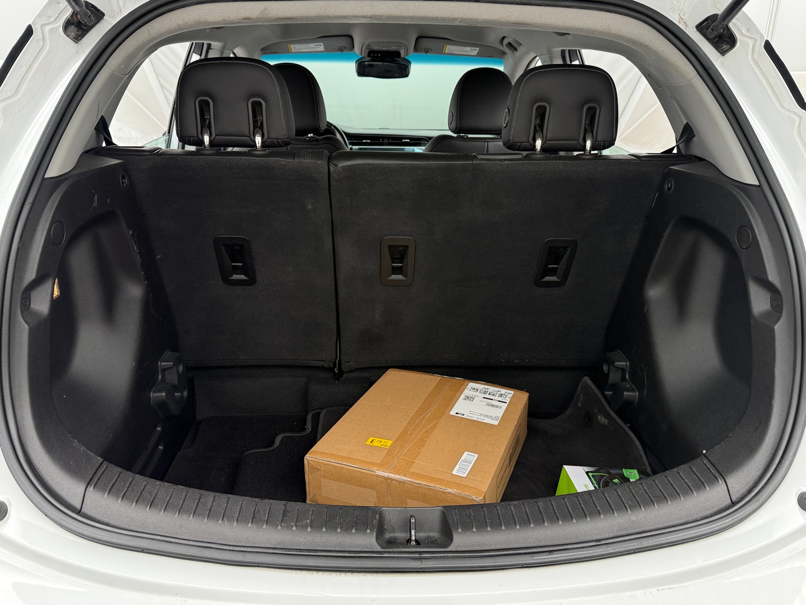 Thumbnail: 2022 Chevrolet Bolt EV - 6