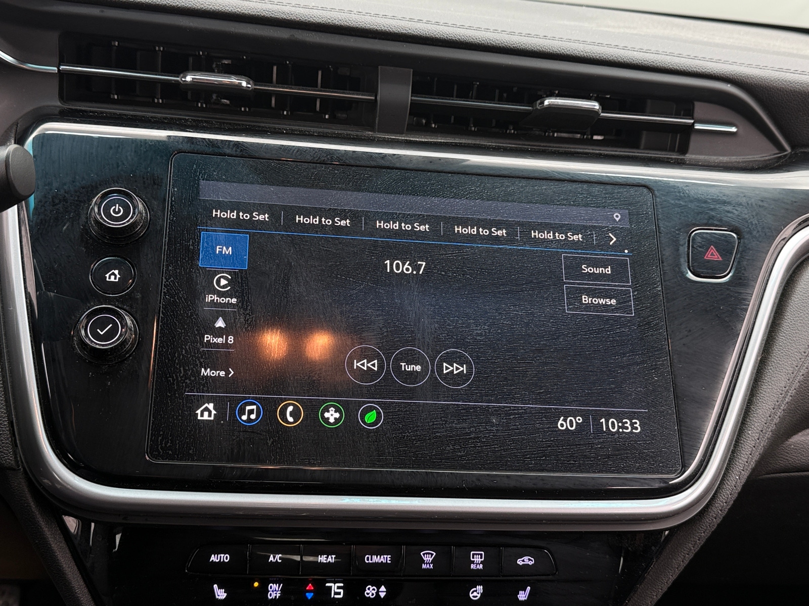 Thumbnail: 2022 Chevrolet Bolt EV - 3