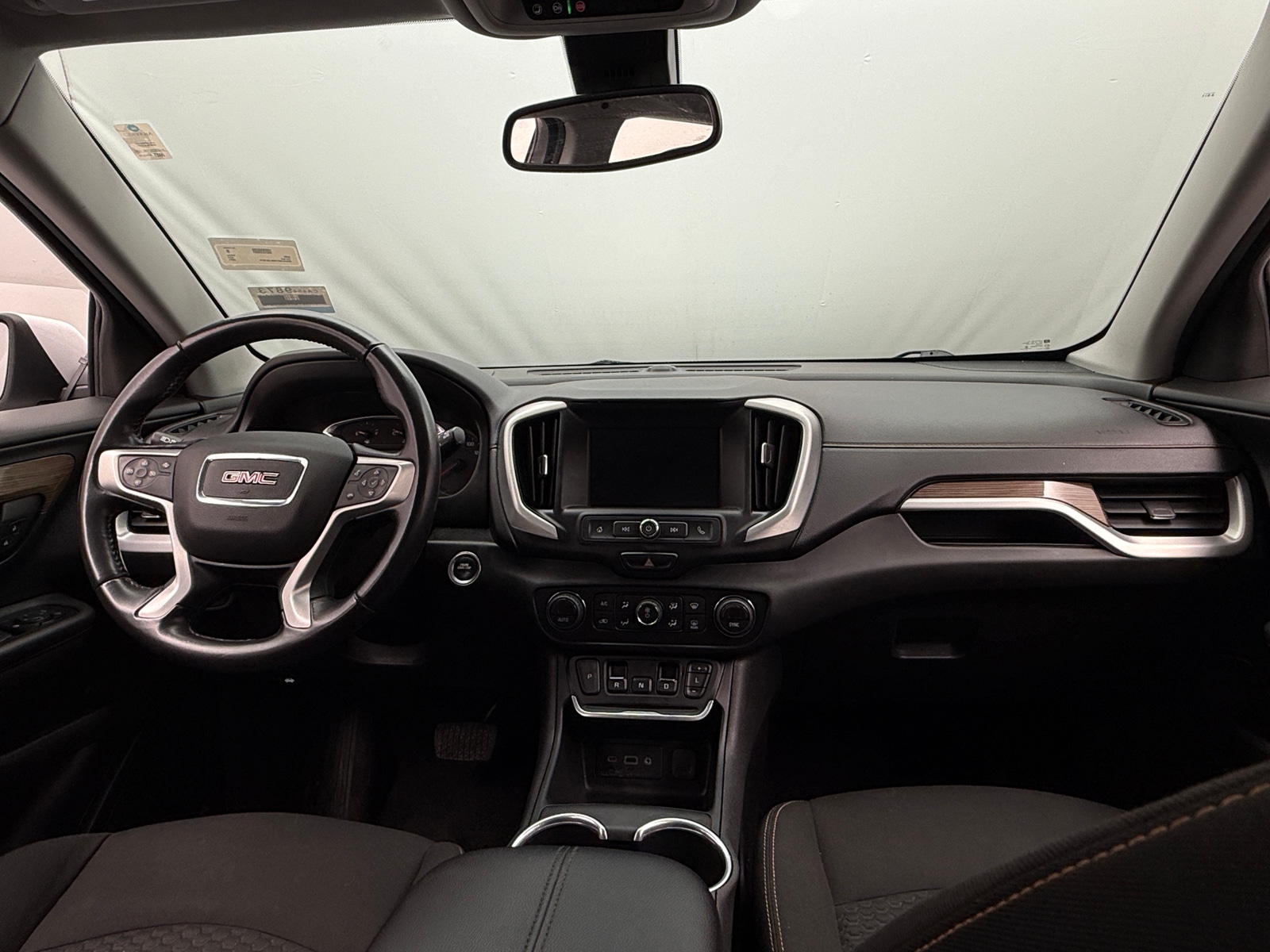 Thumbnail: 2021 GMC Terrain - 3