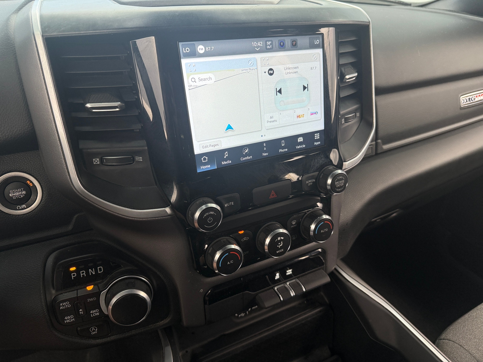 Thumbnail: 2022 RAM 1500 - 4