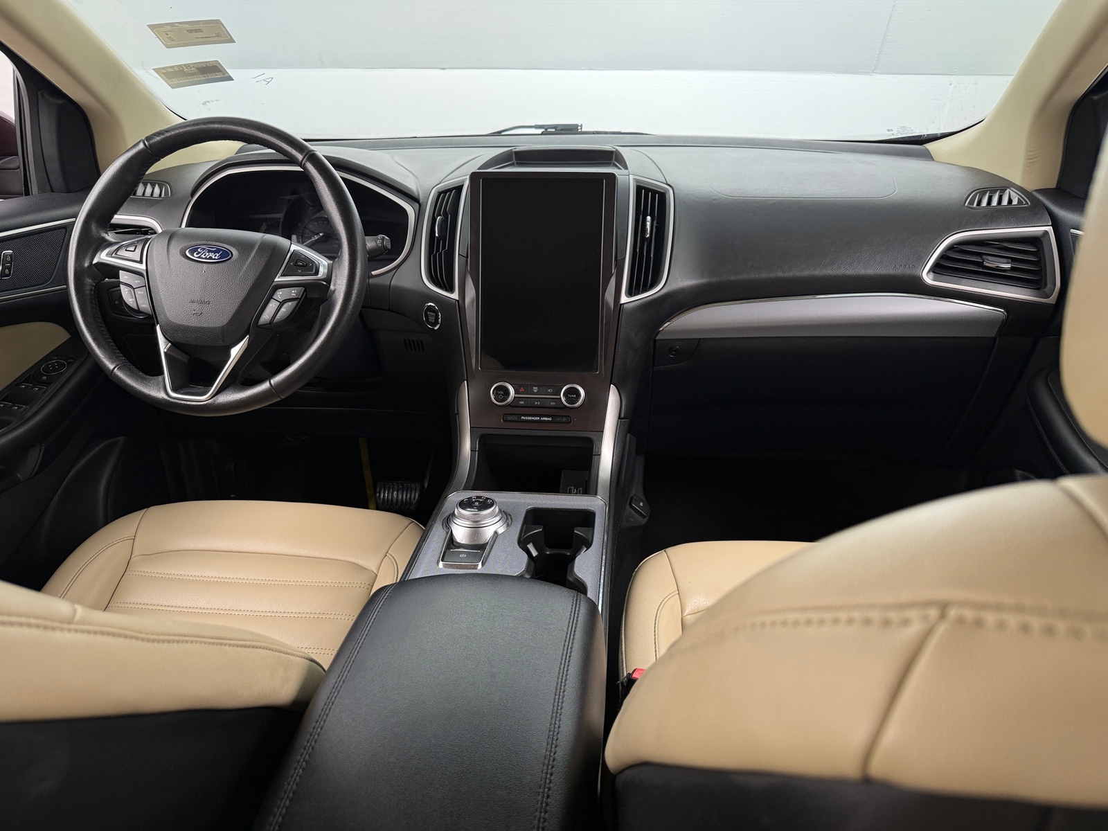 Thumbnail: 2021 Ford Edge - 2