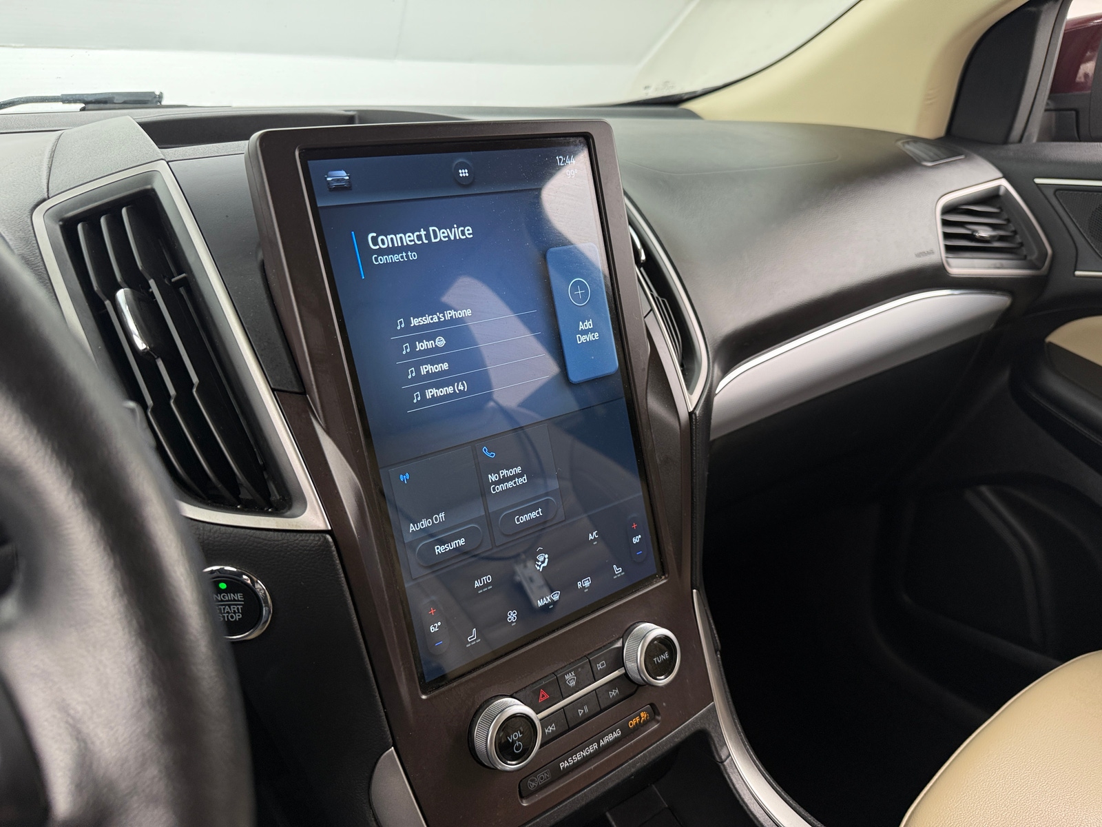 Thumbnail: 2021 Ford Edge - 3