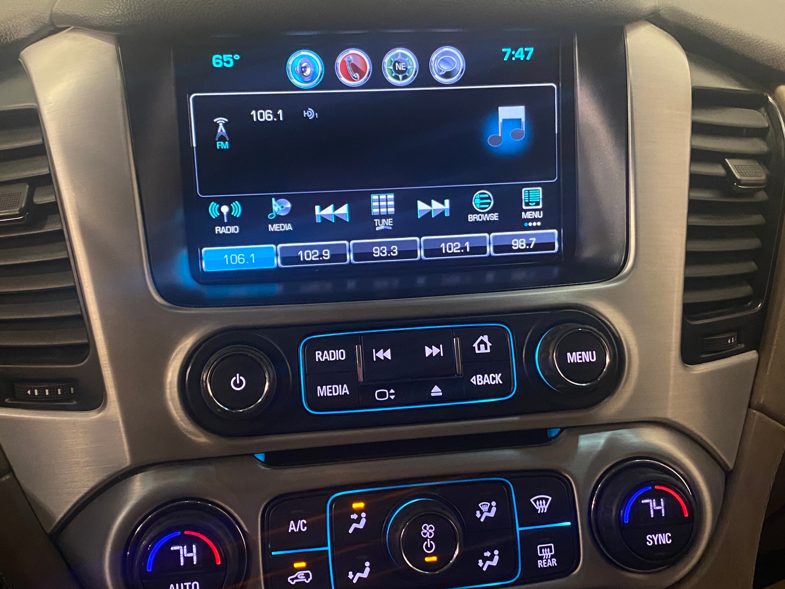 Thumbnail: 2017 GMC Yukon - 3