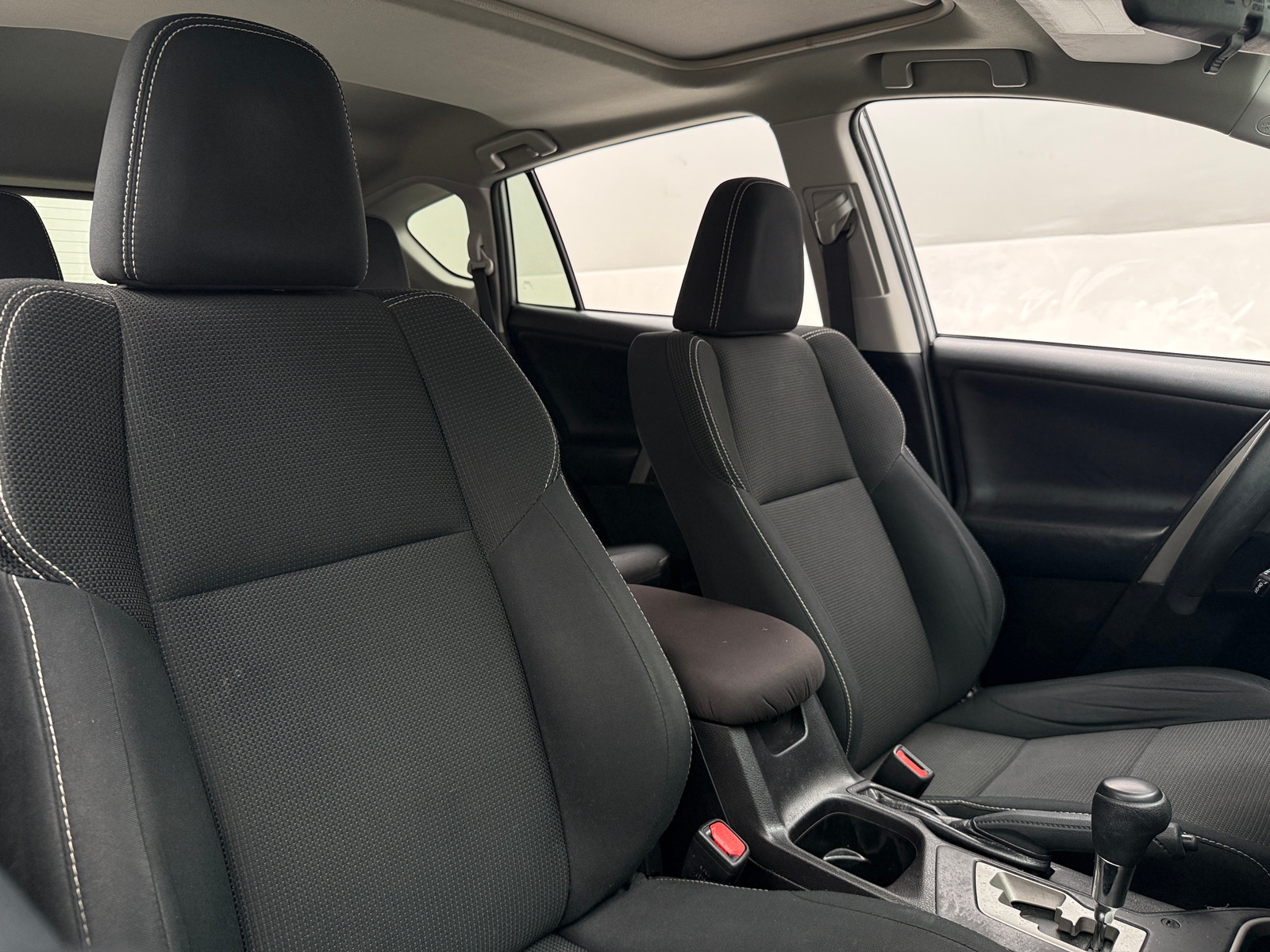 Thumbnail: 2017 Toyota RAV4 - 2