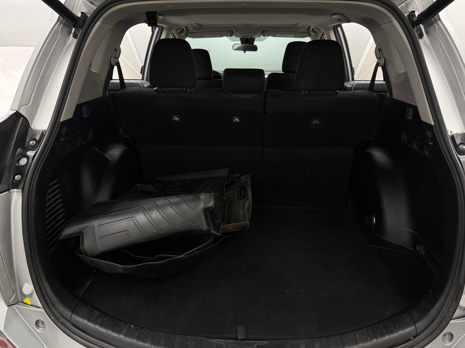 Thumbnail: 2017 Toyota RAV4 - 7