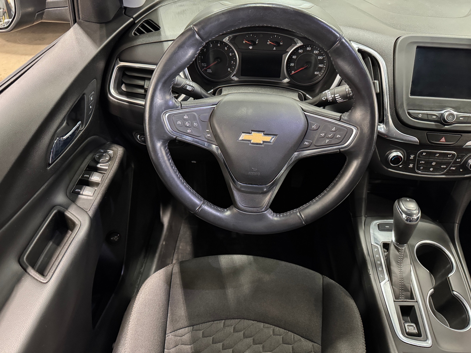 Thumbnail: 2021 Chevrolet Equinox - 5