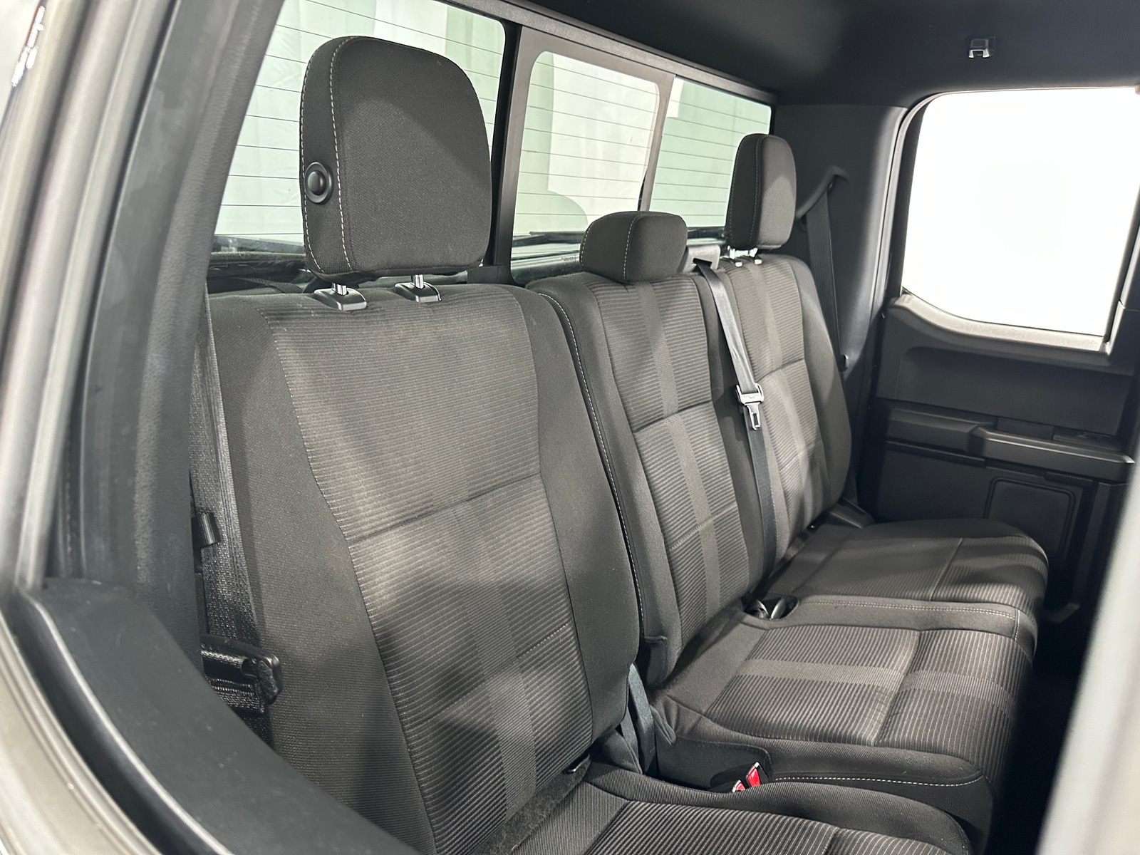 Thumbnail: 2017 Ford Econoline - 6