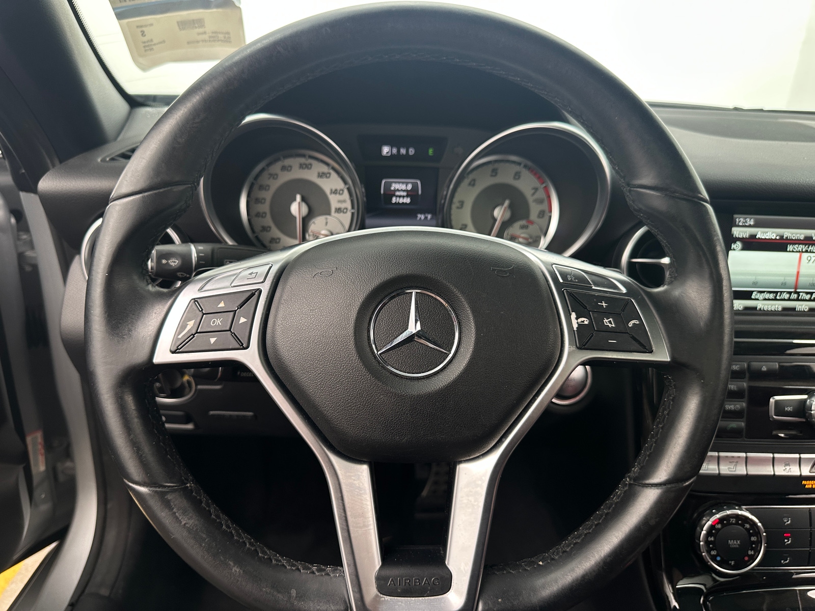 Thumbnail: 2015 Mercedes-Benz SLK - 3