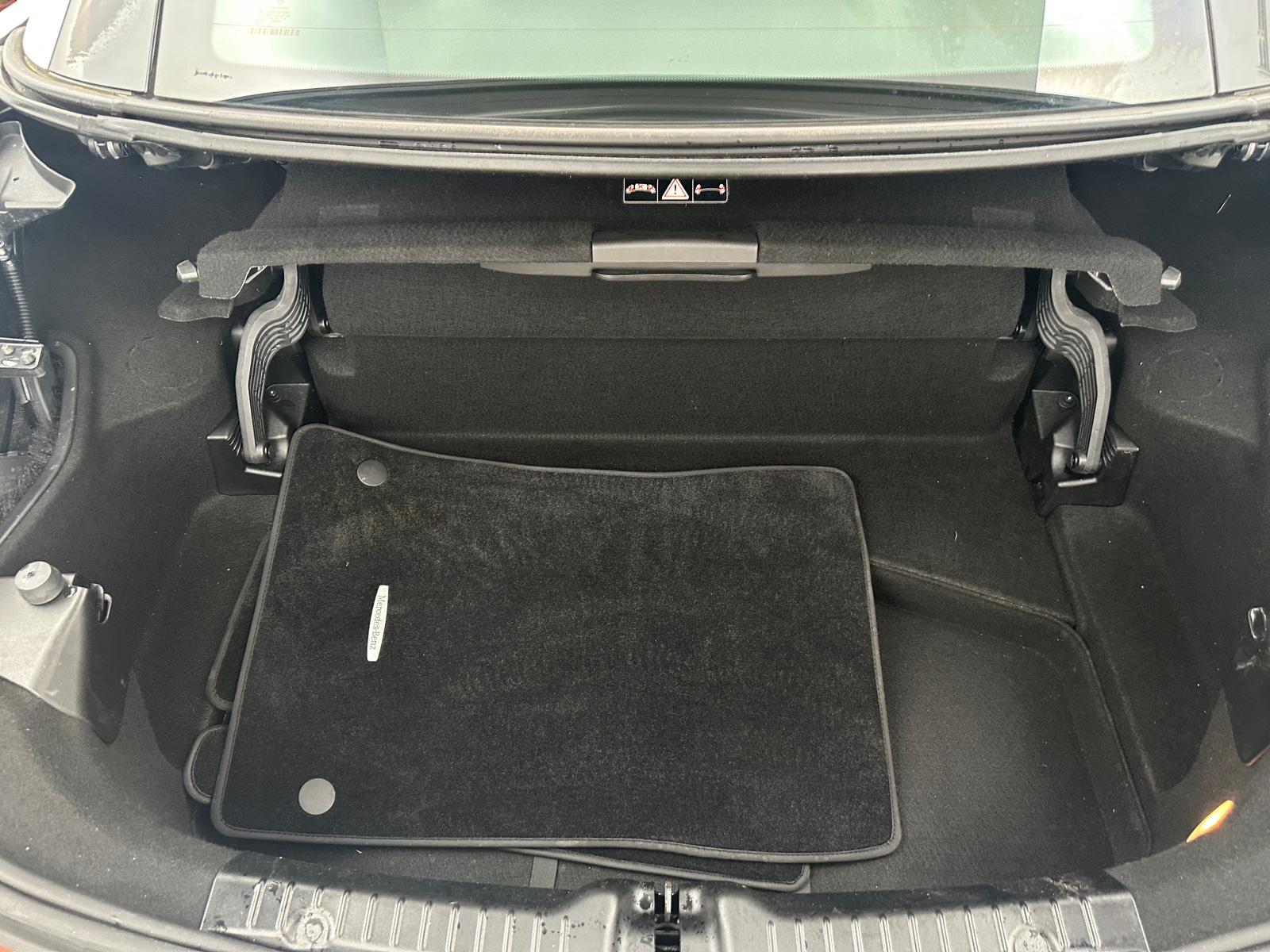 Thumbnail: 2015 Mercedes-Benz SLK - 4