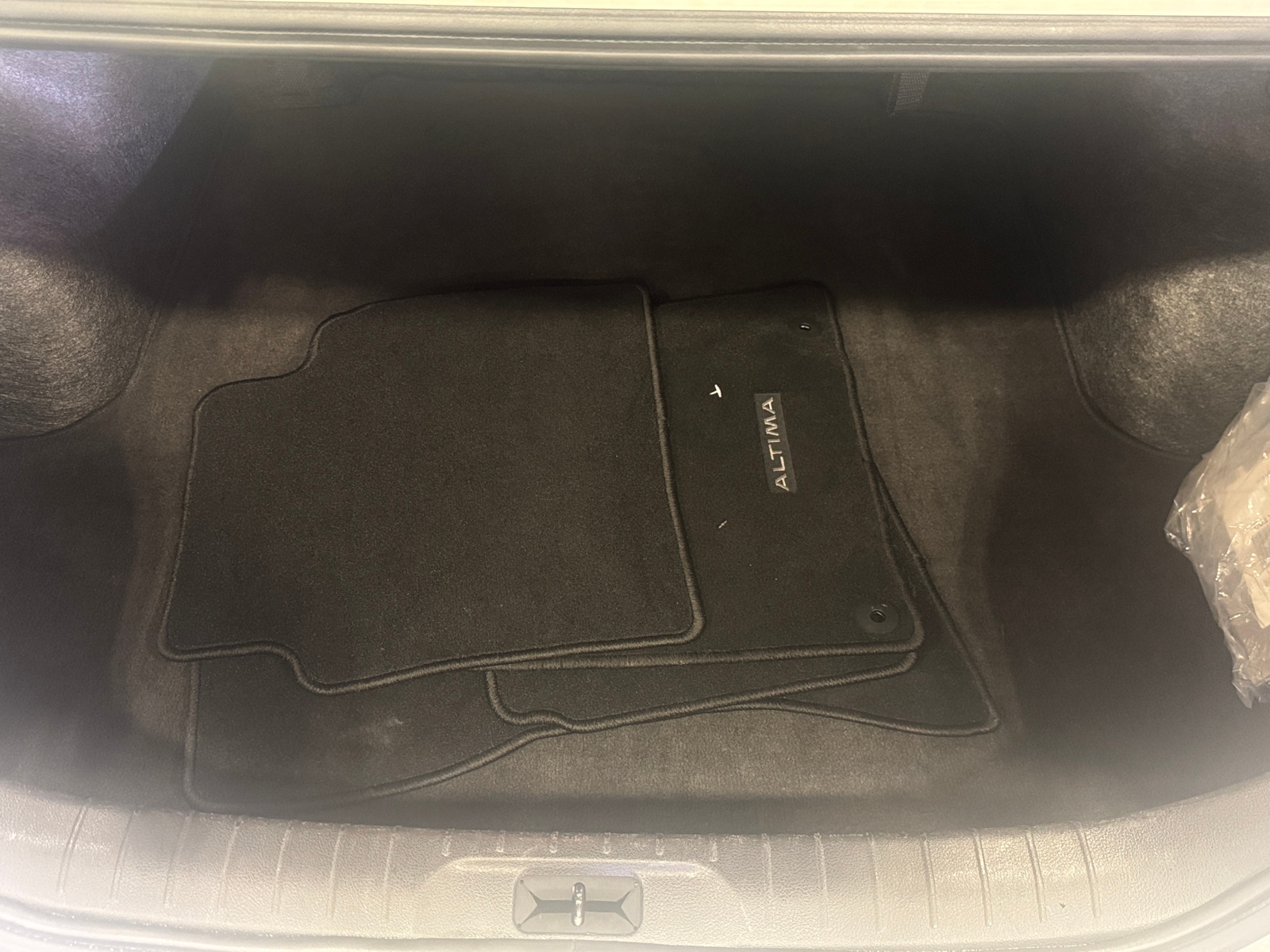 Thumbnail: 2025 Nissan Altima - 7