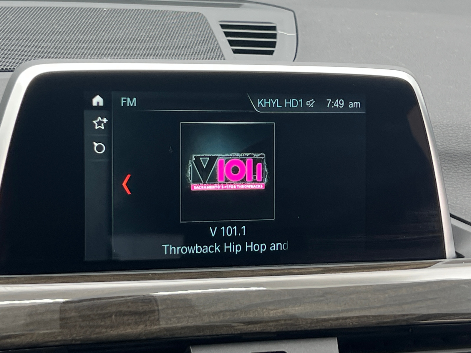 Thumbnail: 2018 BMW X1 - 3