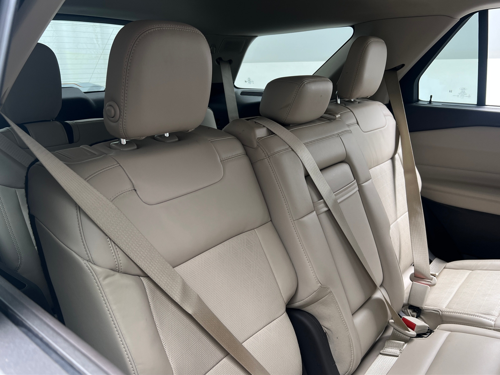 Thumbnail: 2020 Ford Explorer - 5