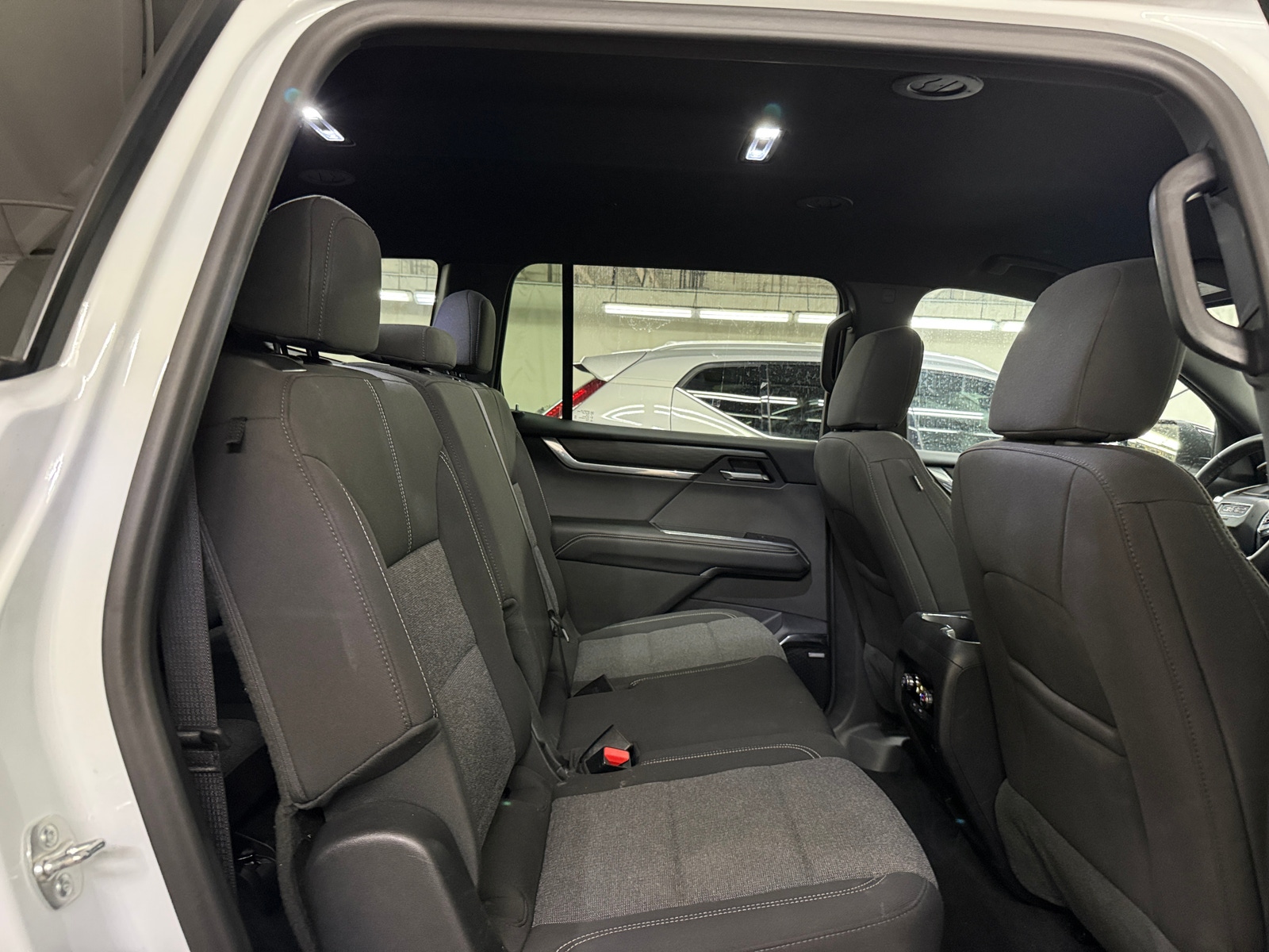 Thumbnail: 2025 GMC Acadia - 6