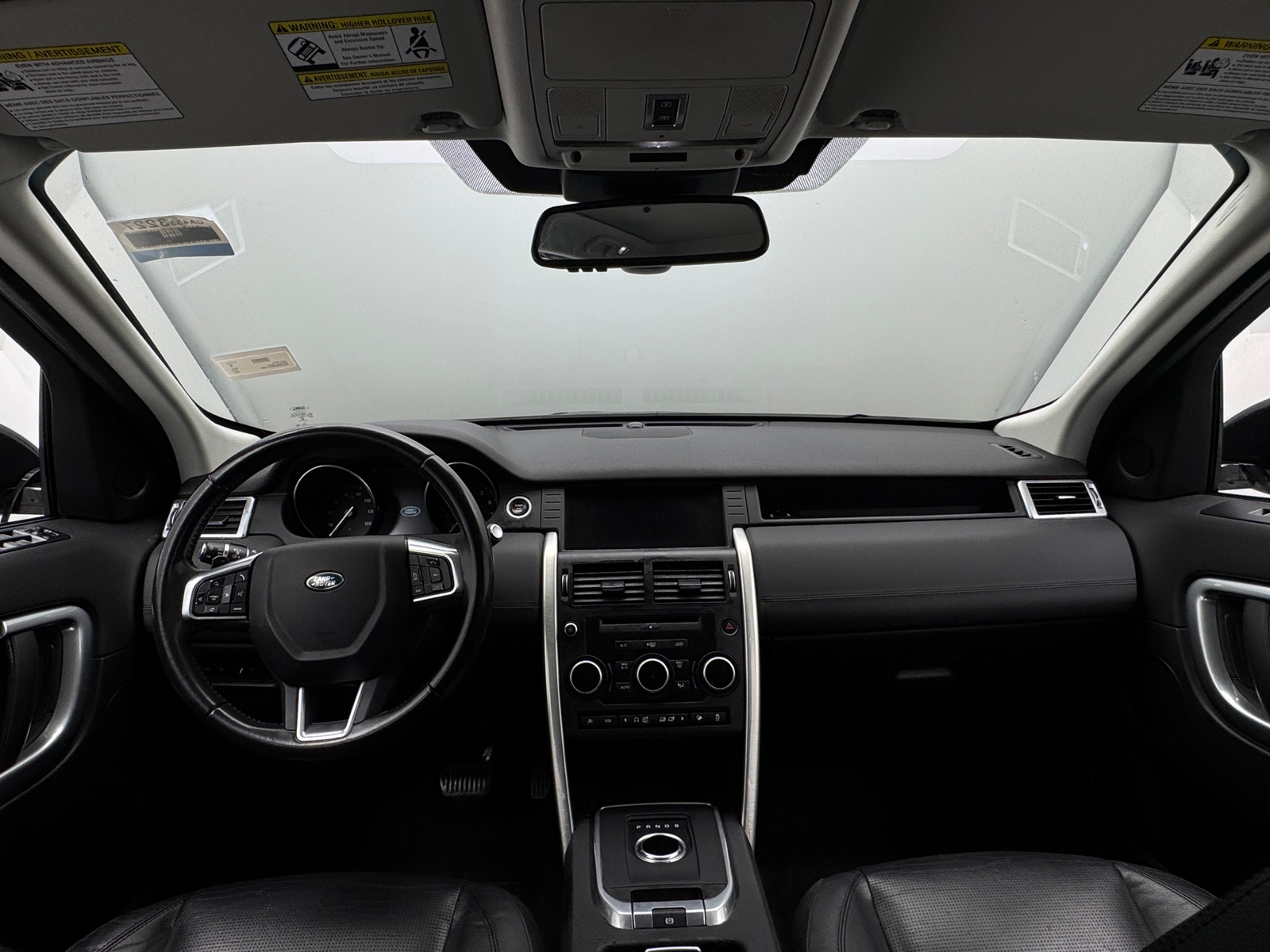 Thumbnail: 2017 Land Rover Discovery Sport - 2