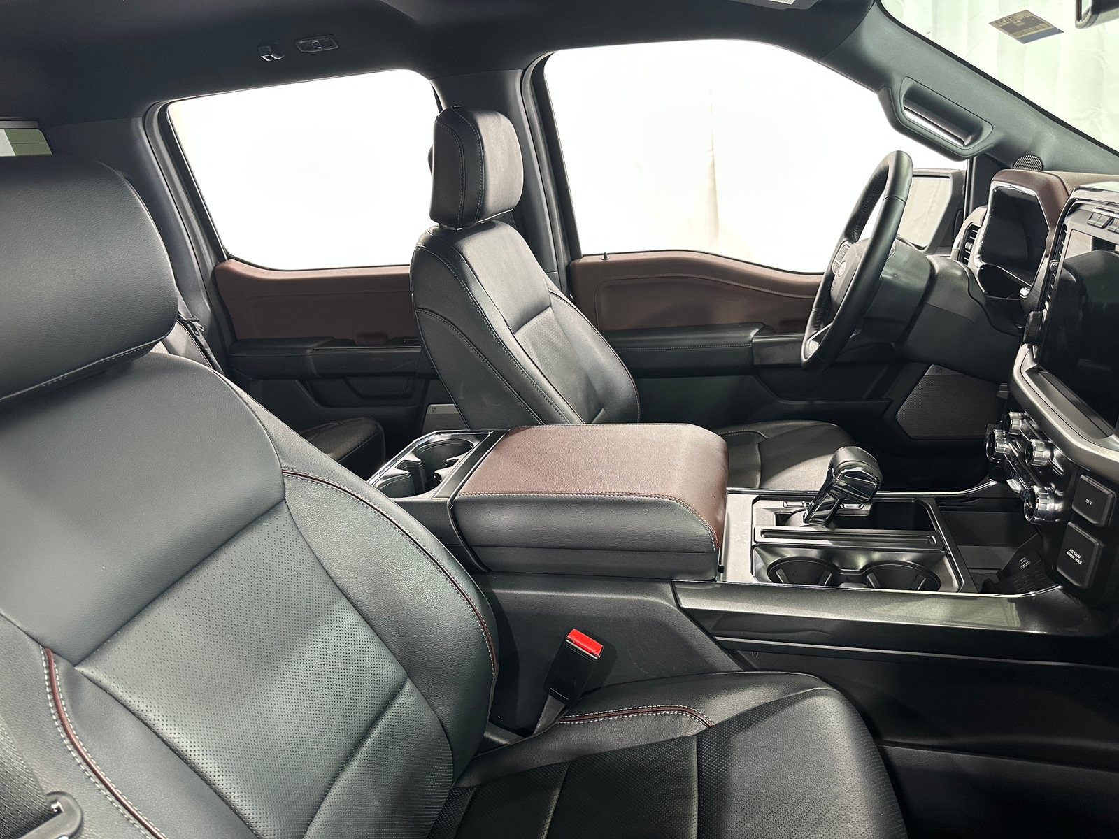 Thumbnail: 2022 Ford Econoline - 2