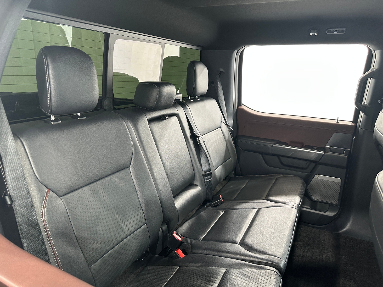 Thumbnail: 2022 Ford Econoline - 6