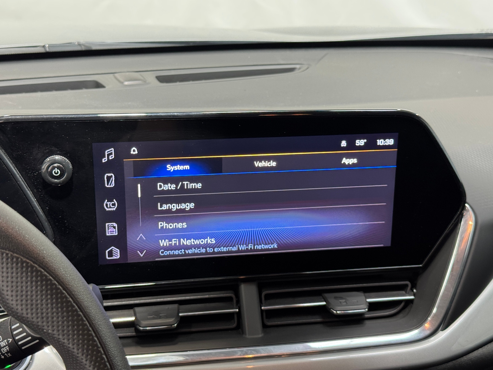 Thumbnail: 2025 Chevrolet Trax - 4