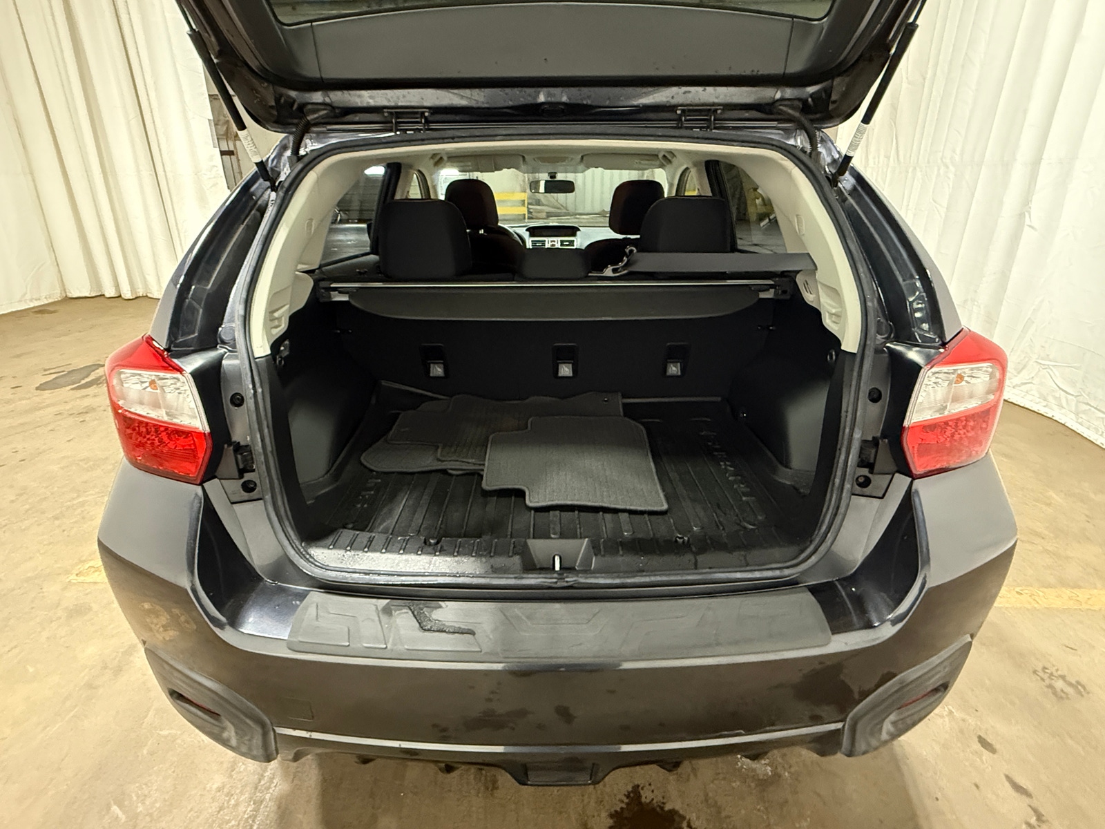 Thumbnail: 2017 Subaru Crosstrek - 7