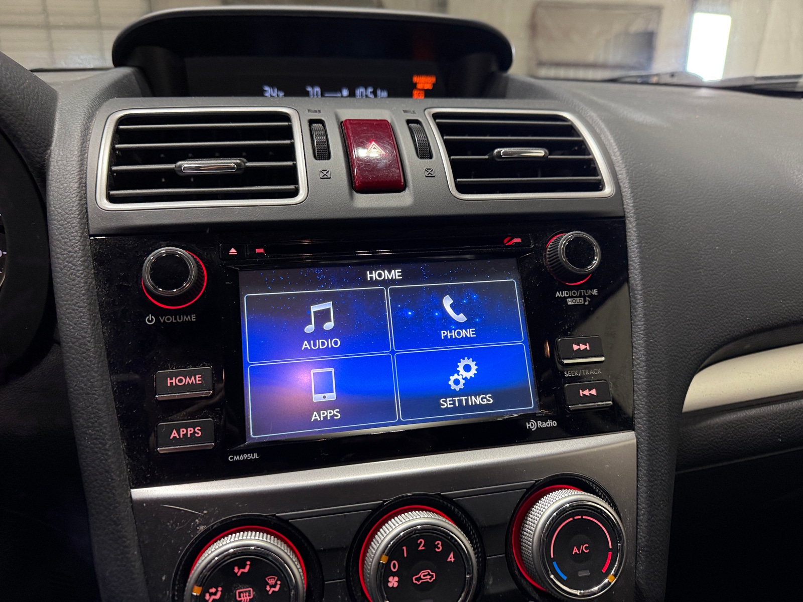 Thumbnail: 2017 Subaru Crosstrek - 4